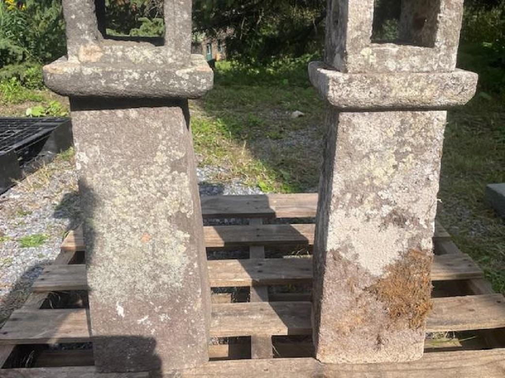 Japanisches Paar antiker Stein-Weg-Laternen 4
