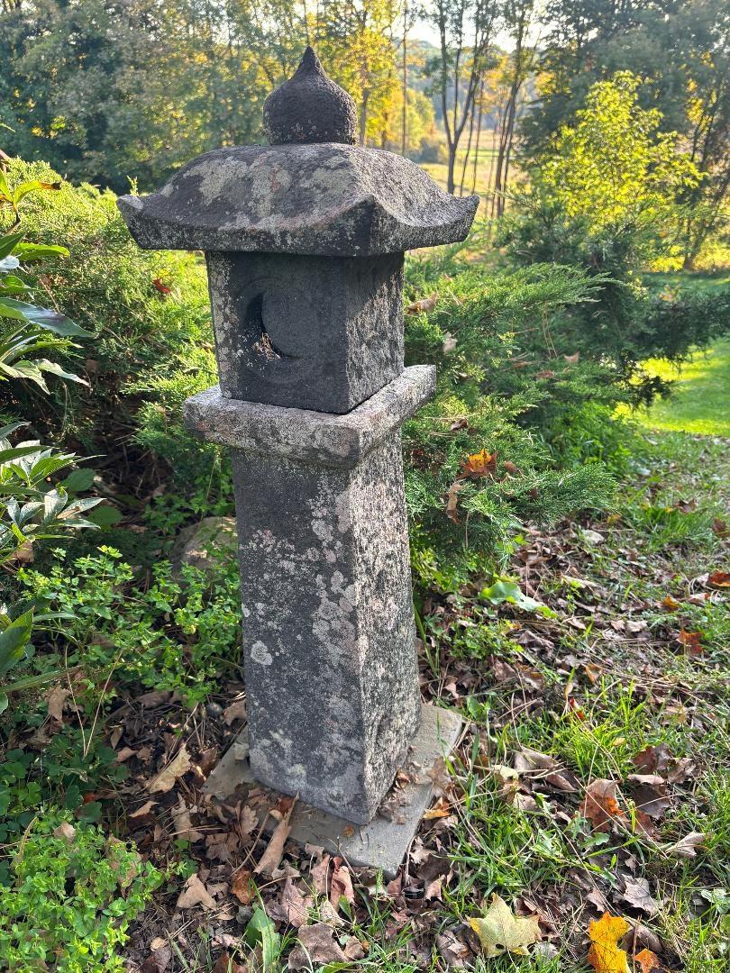 Japanese Pair Antique Stone Pathway Lanterns In Good Condition In South Burlington, VT