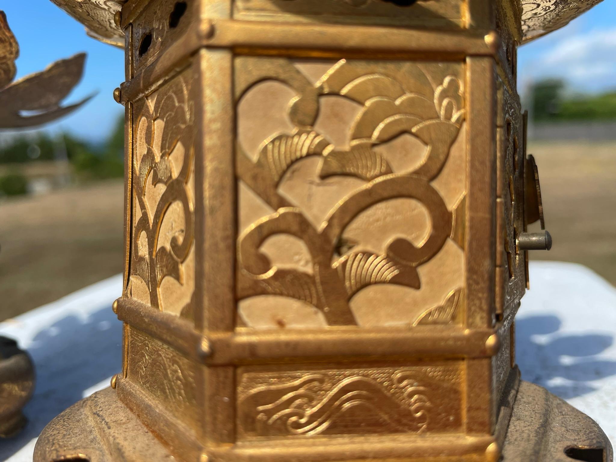 Japanese Pair Gilt Gold 