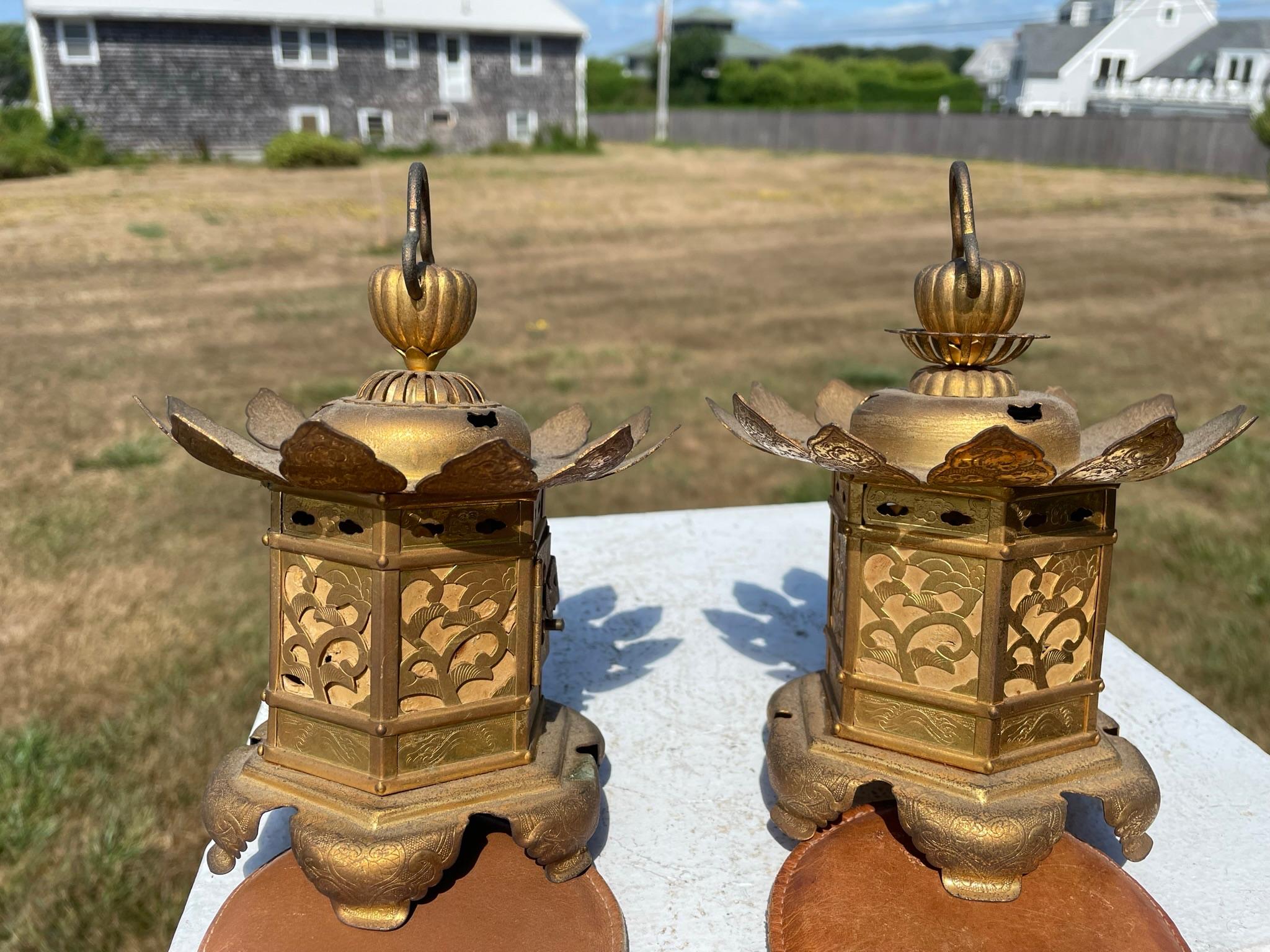 Japanese Pair Gilt Gold 