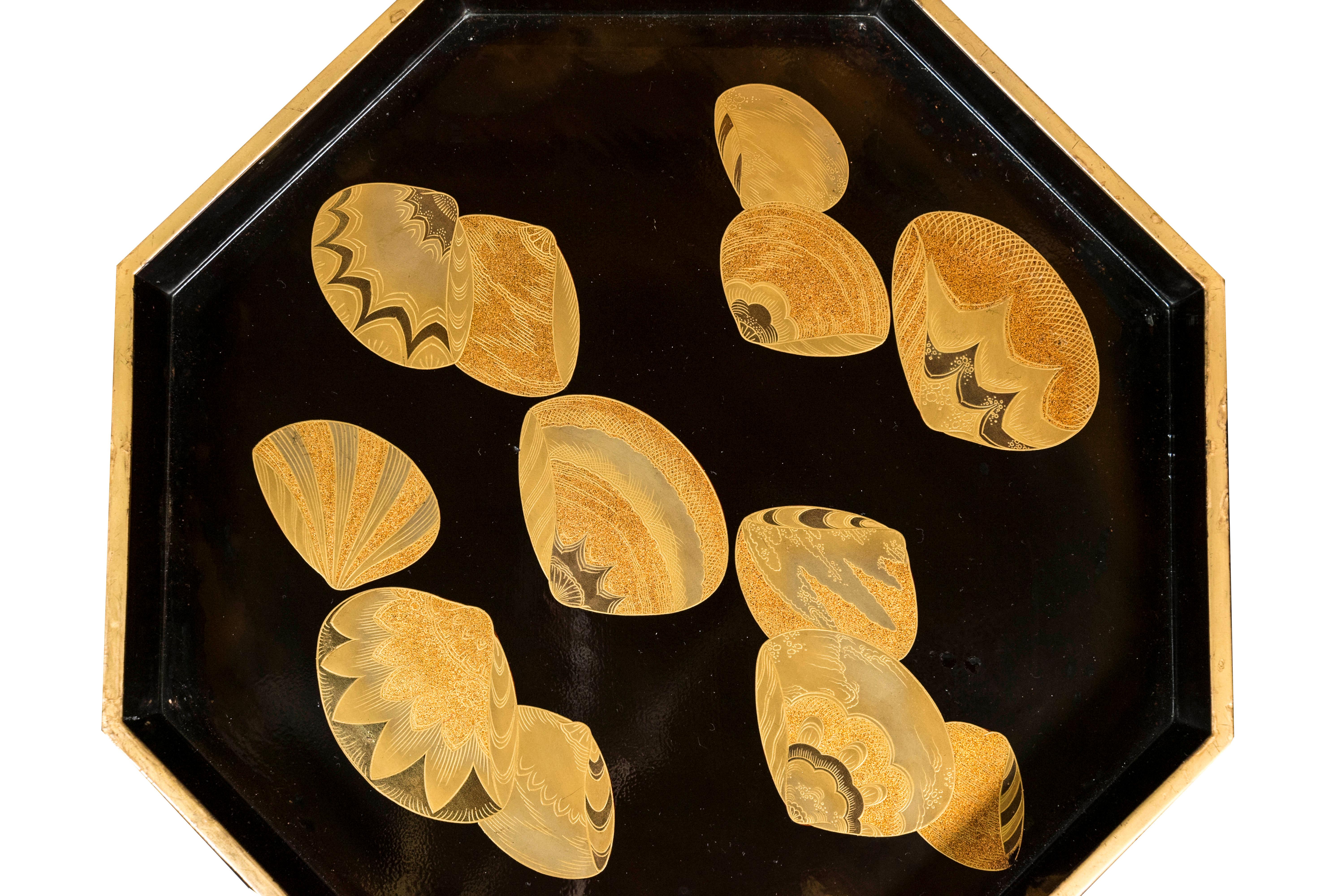 Pareja de cajas japonesas kaioke o Hokkaibako de laca negra y dorada Japonés en venta