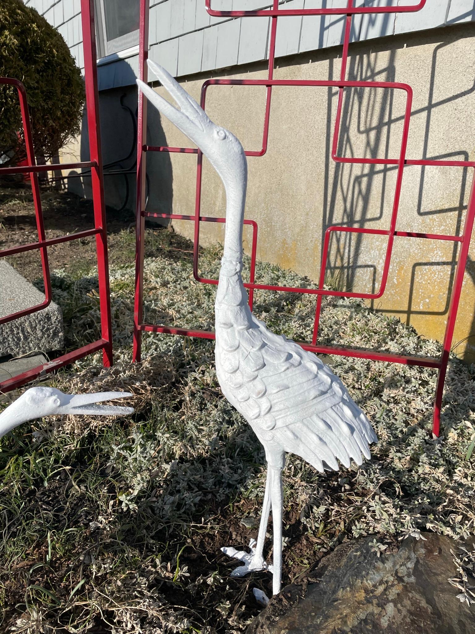 Japanese Pair Old White Hand Cast Garden Cranes In Good Condition For Sale In South Burlington, VT