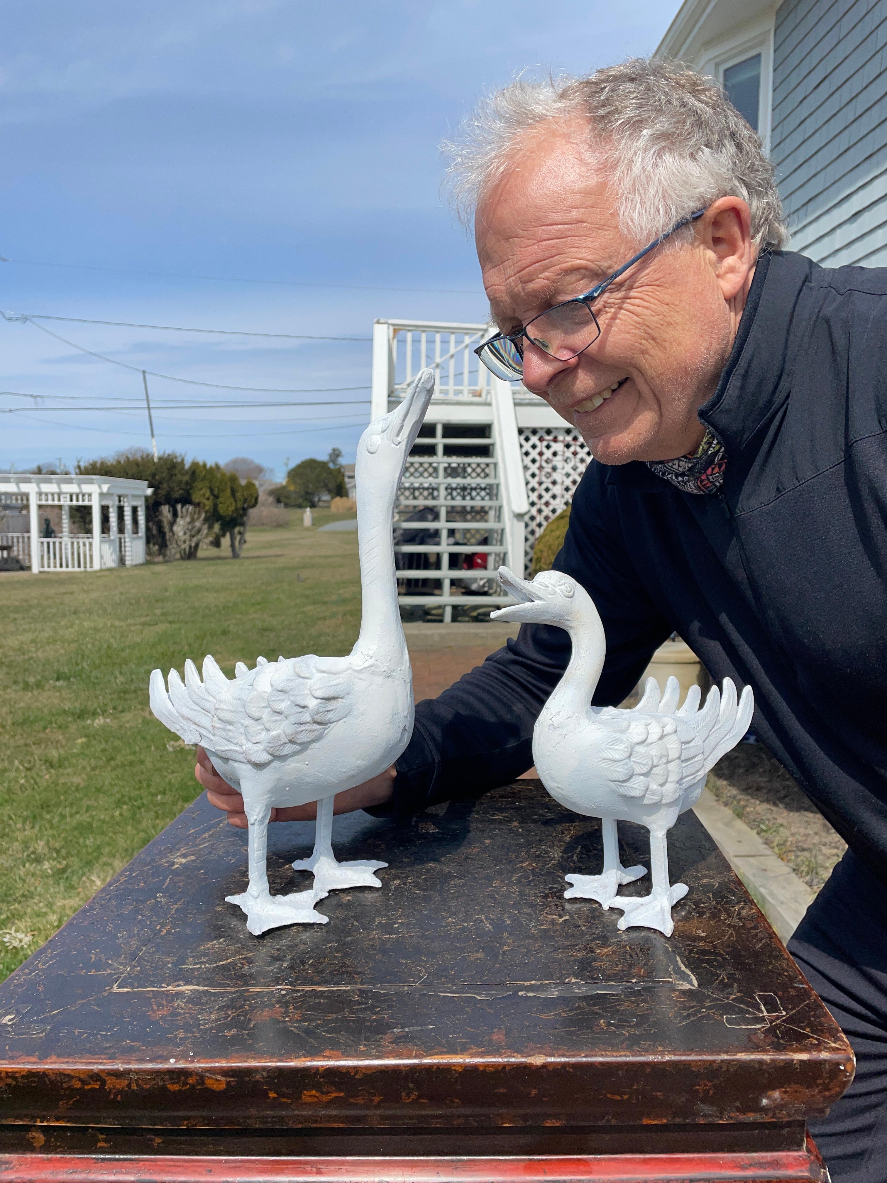 A fresh find, this pair offers convenient portability and optimum scale for your special indoor display or your favorite outdoor space.

Japan, a fine set of two hand caste well detailed ducks in an attractive white color 

Handmade. Hand cast.