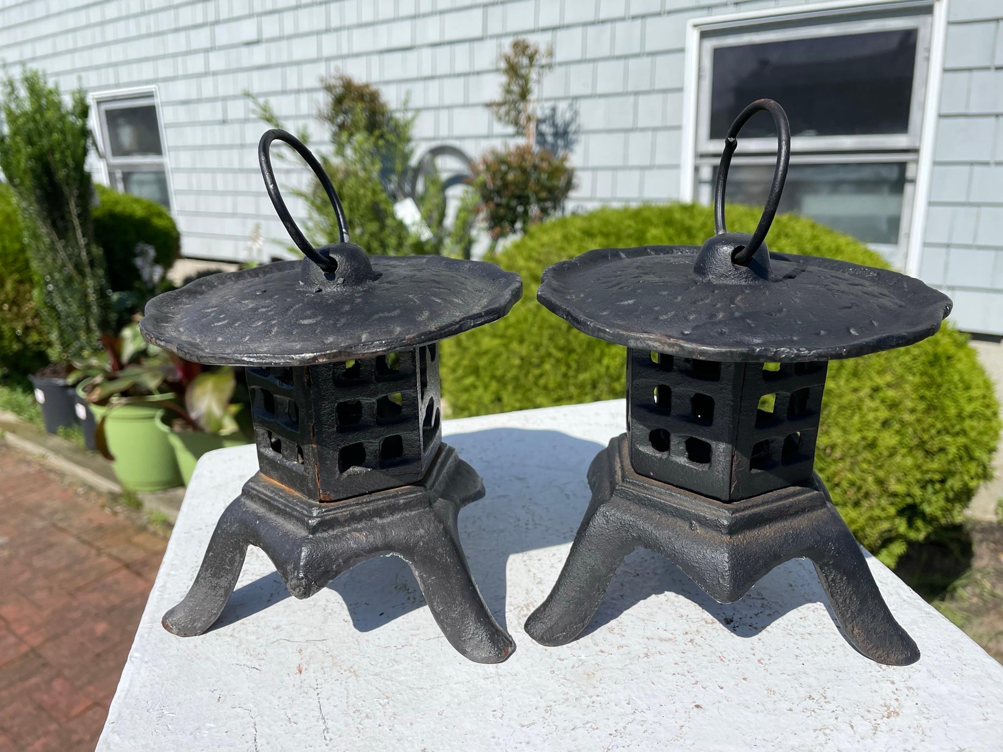 Showa Japanese Pair Older Petite Yukimi Garden Lighting Lanterns