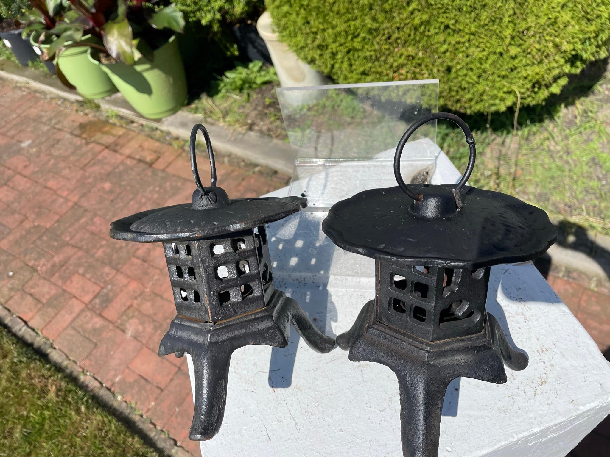 20th Century Japanese Pair Older Petite Yukimi Garden Lighting Lanterns