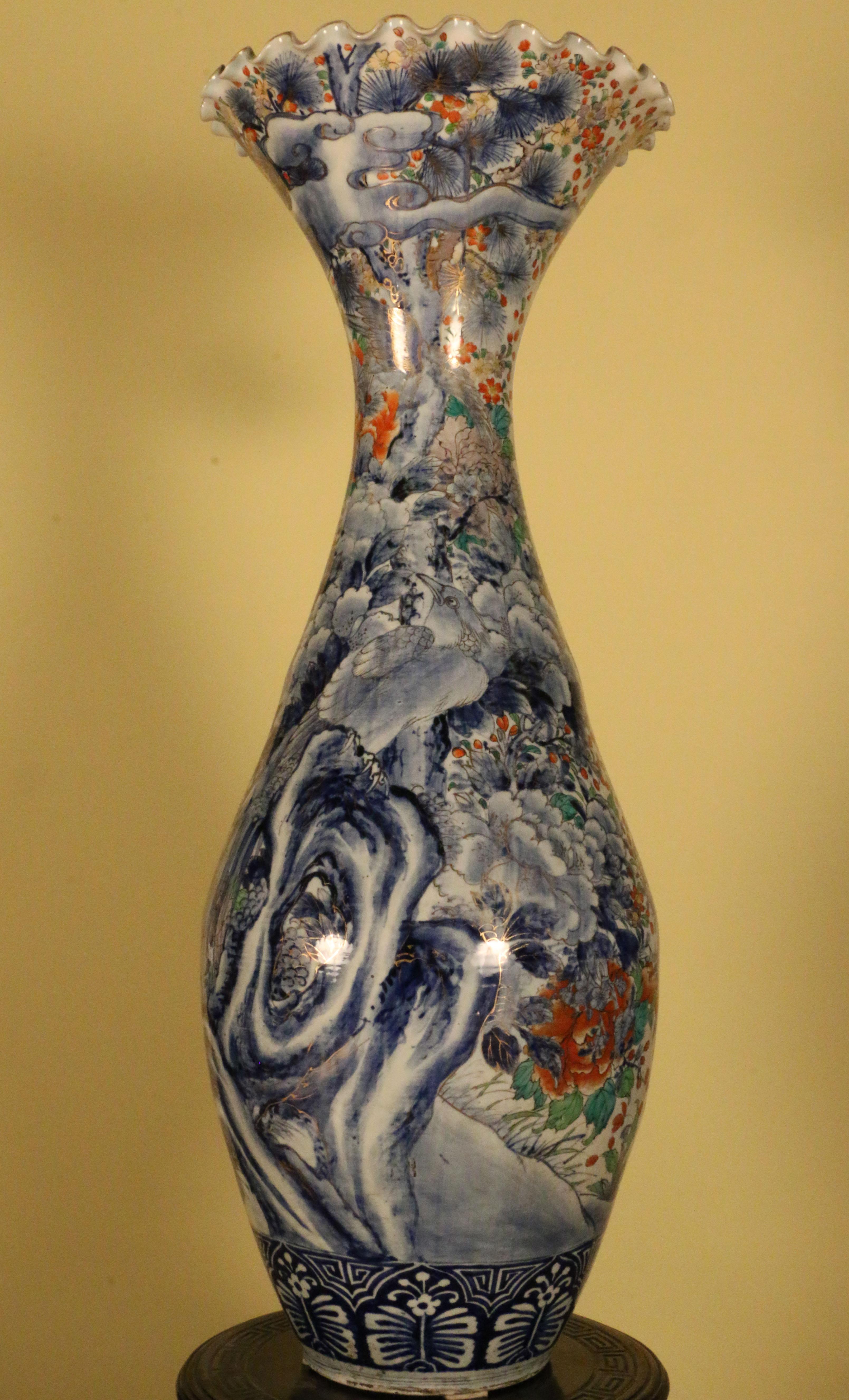 Late 19th Century Japanese Palace Vase in Imari Palette For Sale
