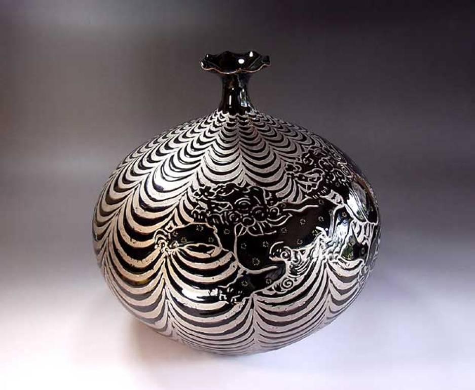 Meiji Japanese Platinum Black Porcelain Vase by Contemporary Master Artist For Sale