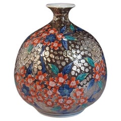 Japanese Platinum Red Blue Porcelain Vase by Contemporary Master Artist, 2