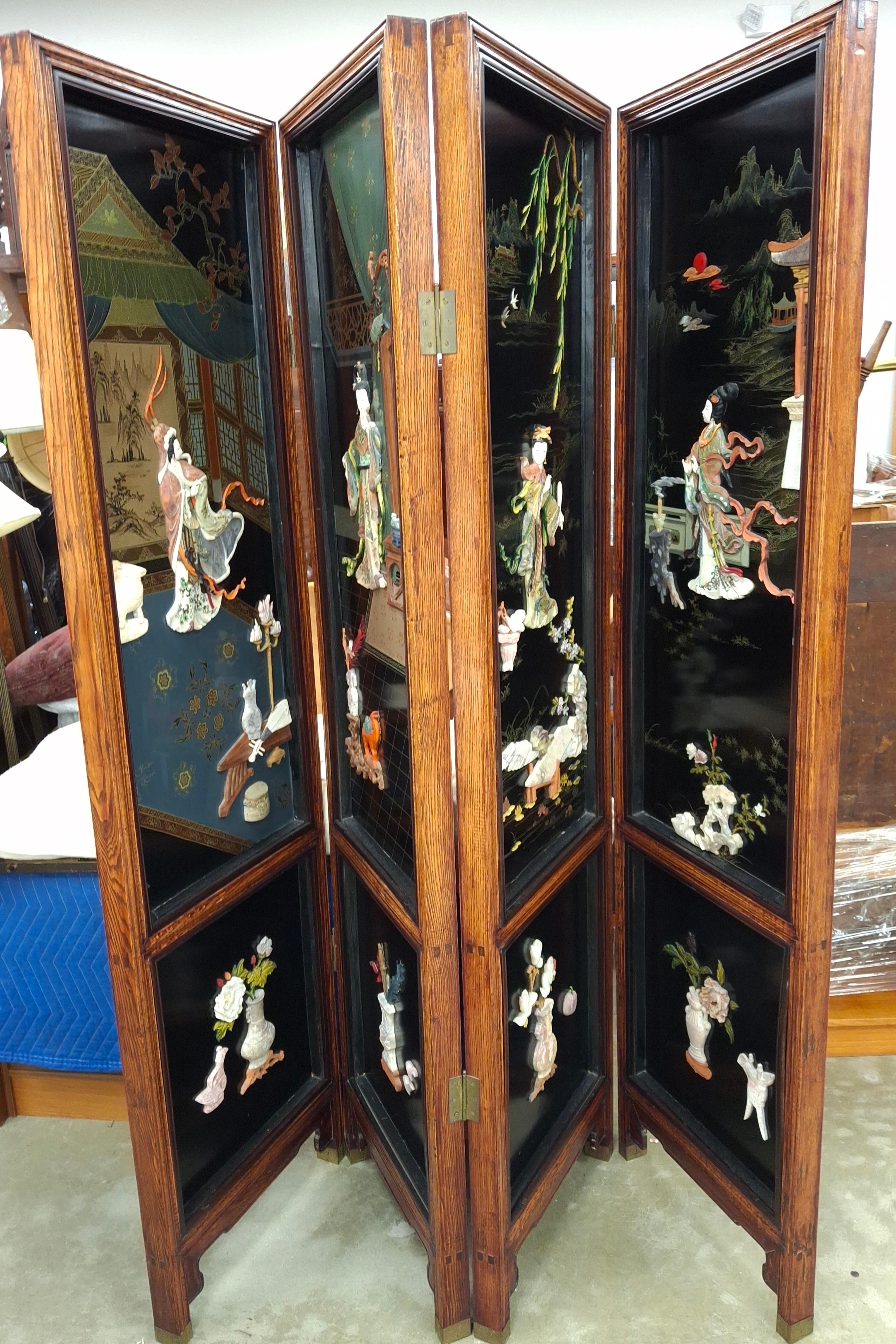 Japanischer polychromer Eichenlack mit bemalten und geschnitzten Steinfiguren Vier-Panel-Bildschirm im Angebot 6