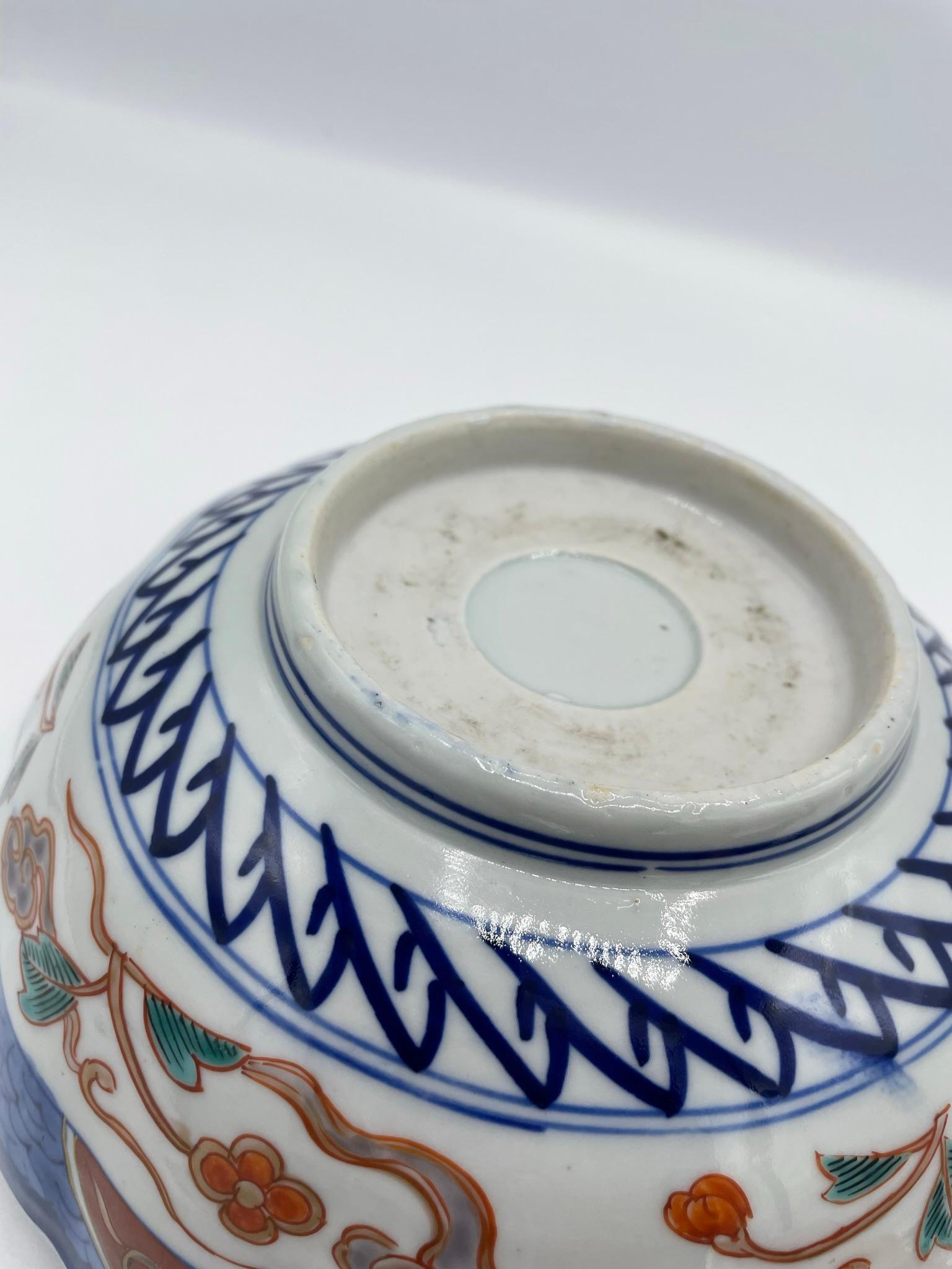 Japanese Porcelain Bowl Imari Ware Meiji Era 1900s For Sale 6