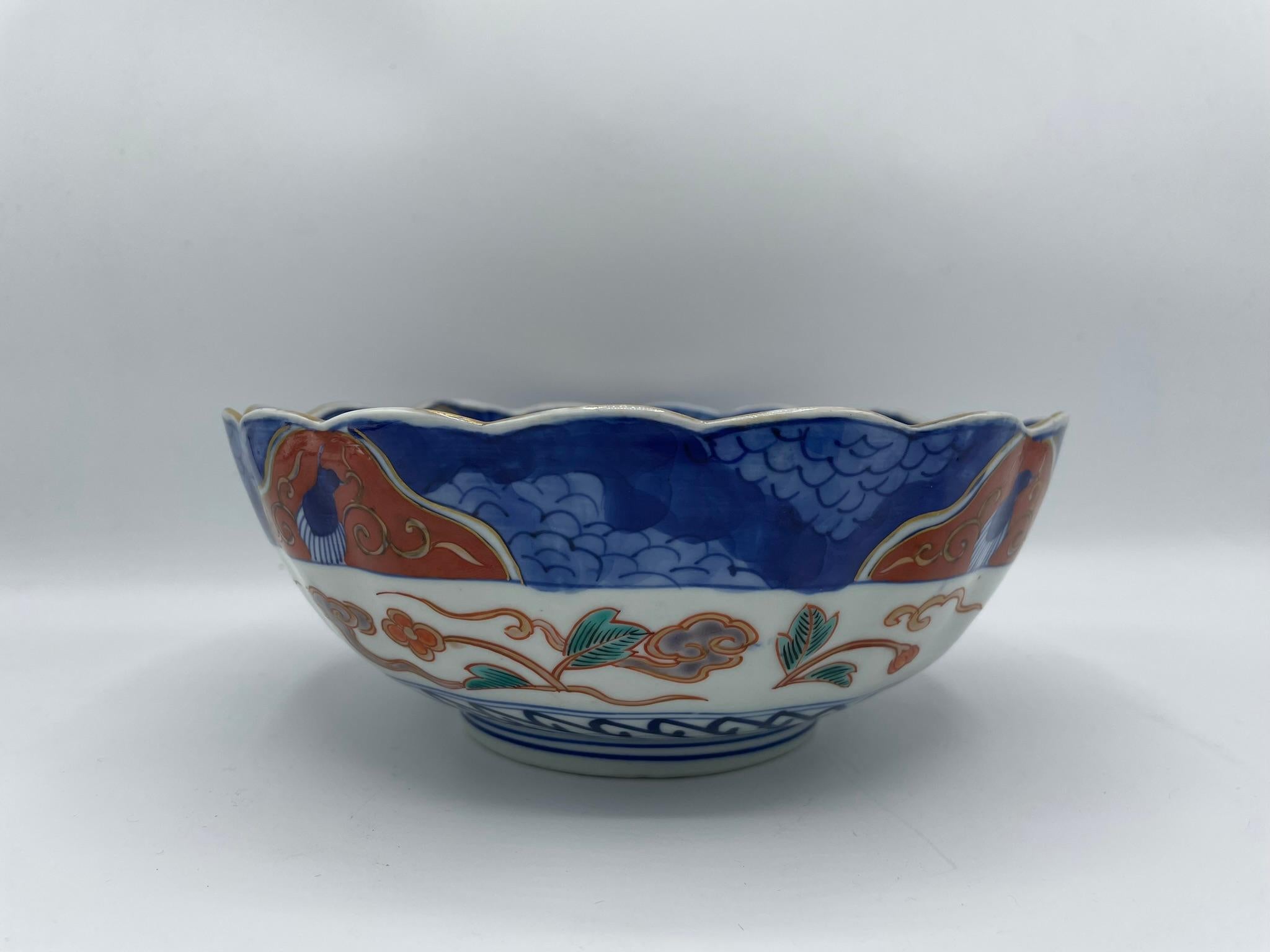 Japanese Porcelain Bowl Imari Ware Meiji Era 1900s For Sale 2