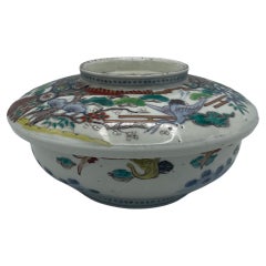 Japanese Porcelain Bowl Imari with a Lid Meiji Era