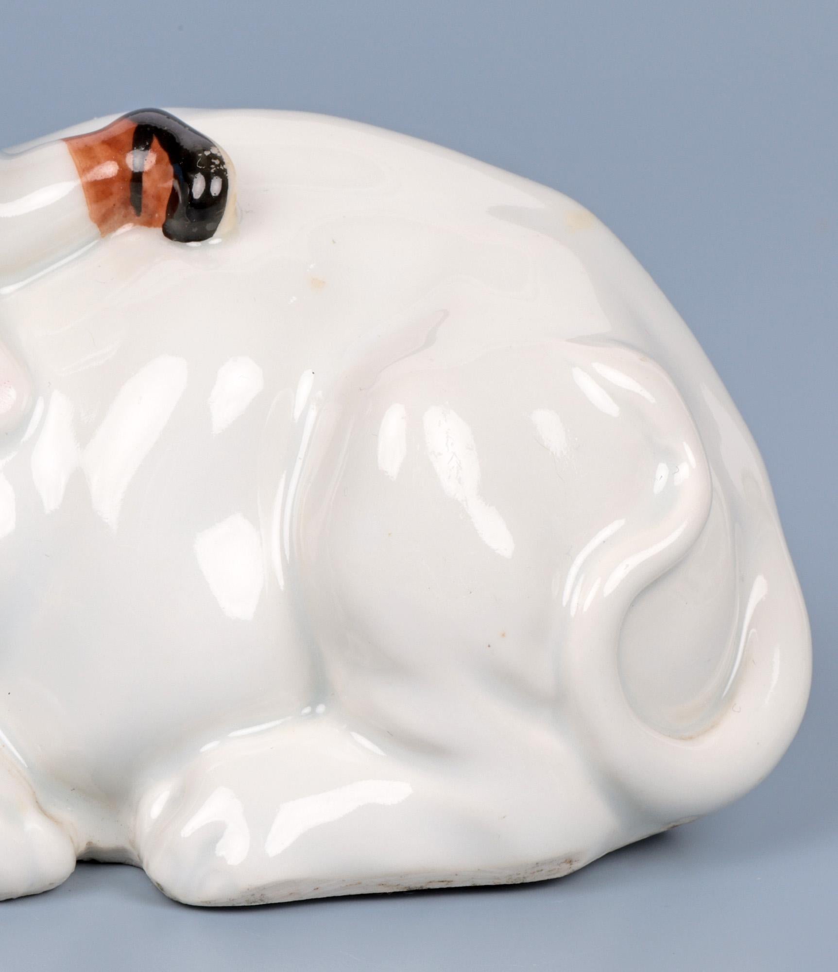 Autre Figure de garçon en porcelaine japonaise avec éléphant  en vente