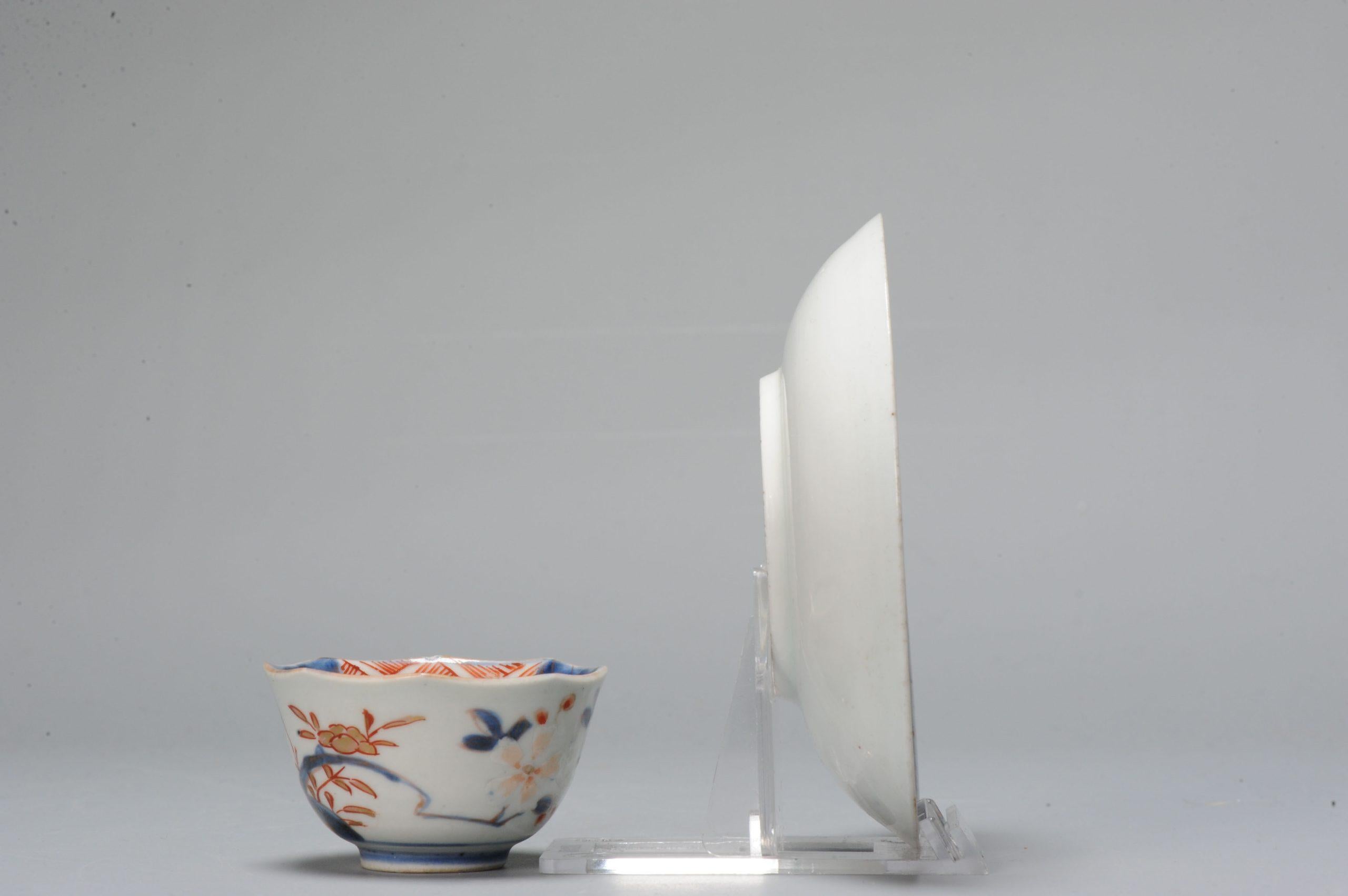 Japonais Coupe à thé et soucoupe en porcelaine japonaise Imari Edo Période, 18e siècle en vente