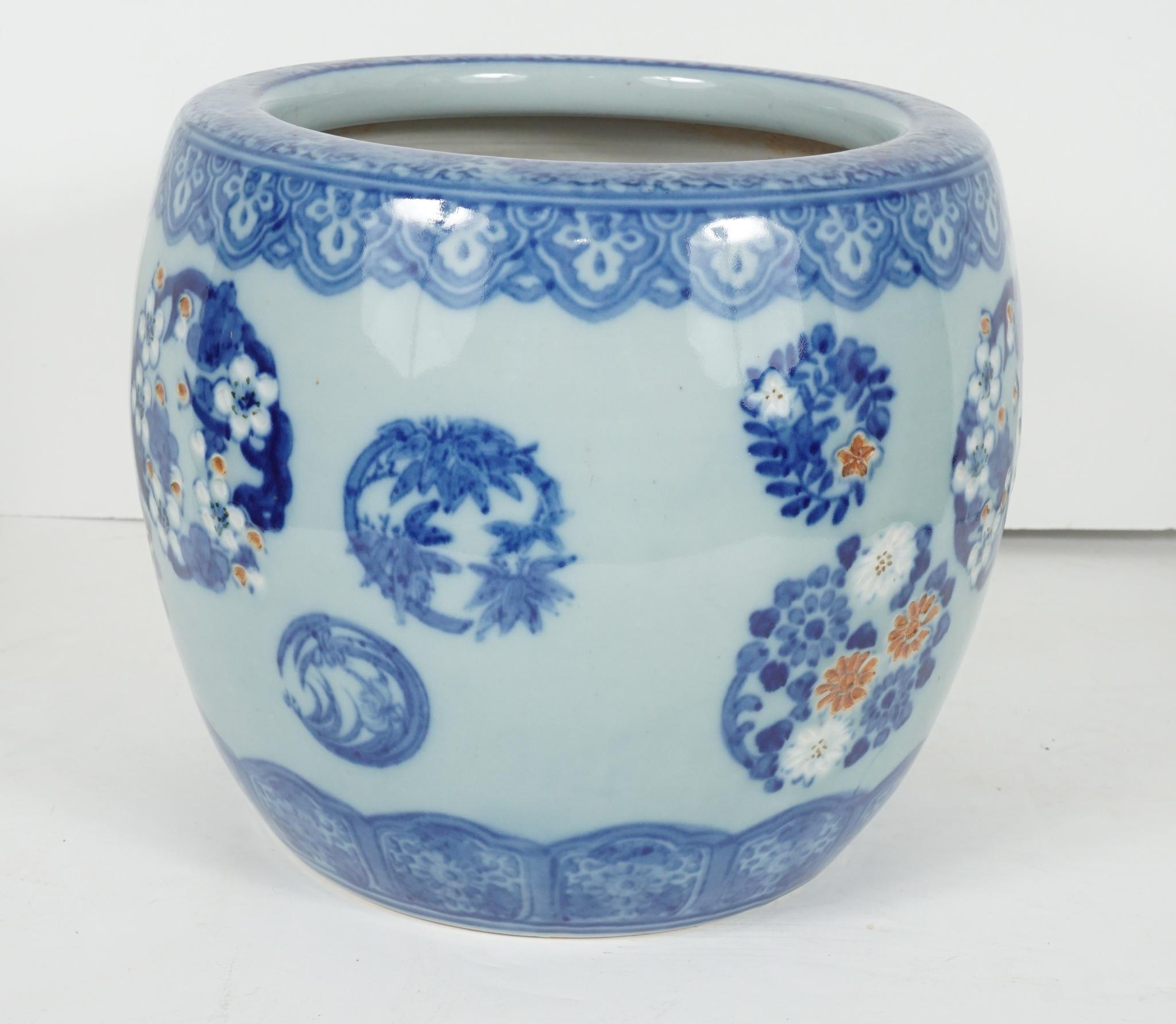 Japanese Porcelain Hibachi of the Showa Period or Slightly Earlier. For Sale 2