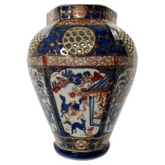Japanese Porcelain ‘Imari’ Vase, Arita, c. 1700, Edo Period