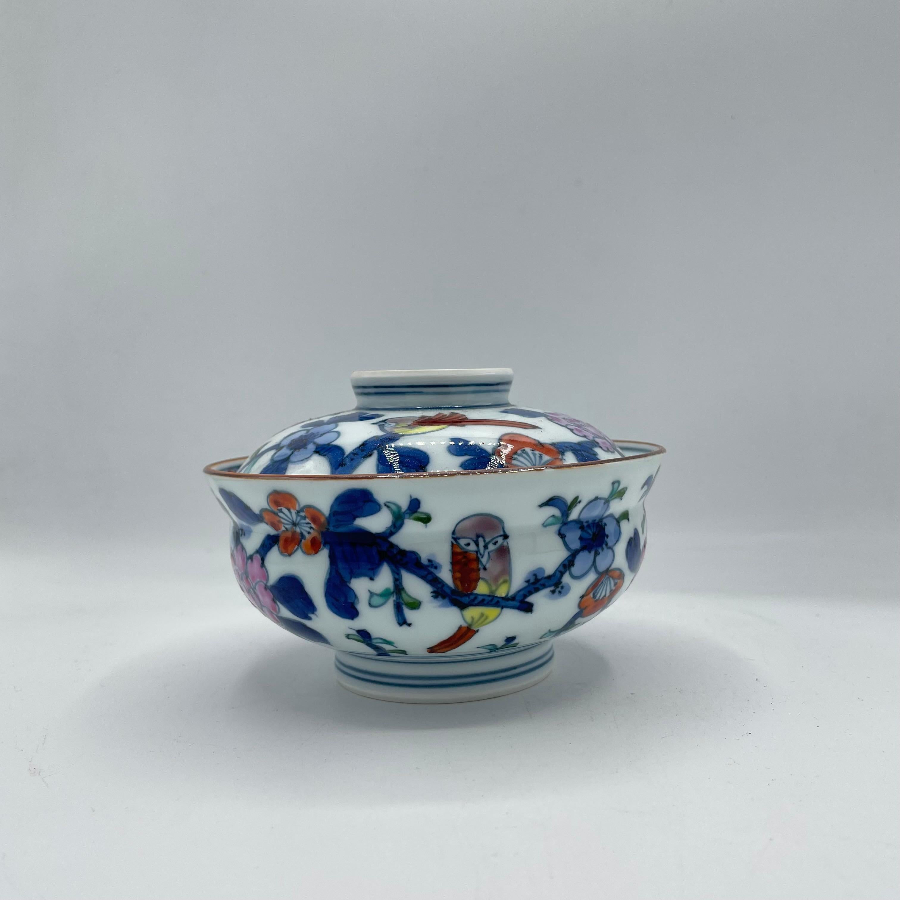 Peint à la main Bol à riz en porcelaine japonaise peinte à la main années 2000 en vente