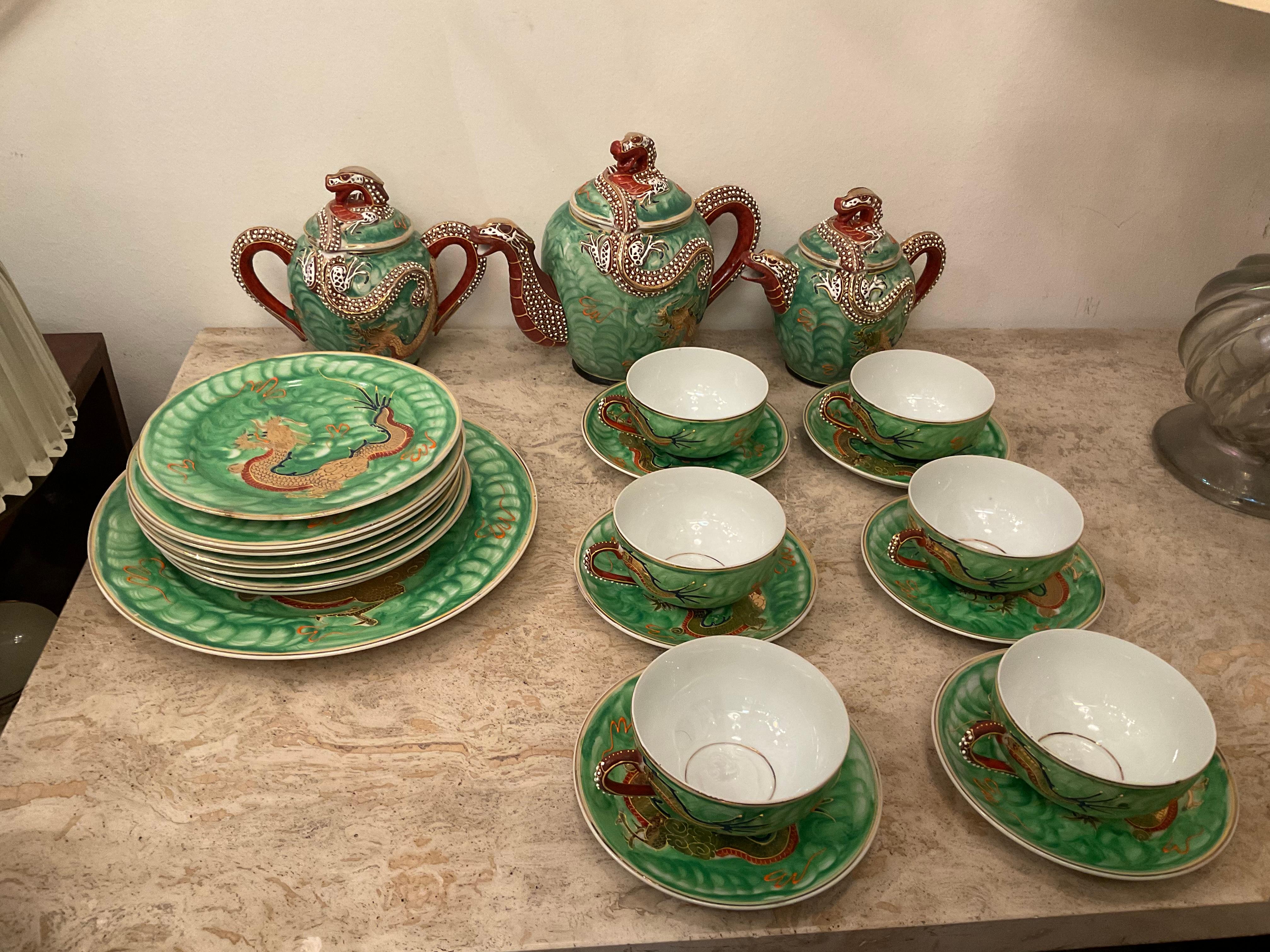 Japanese Porcelain, Satsuma Tea Set, 23 Pieces For Sale 6