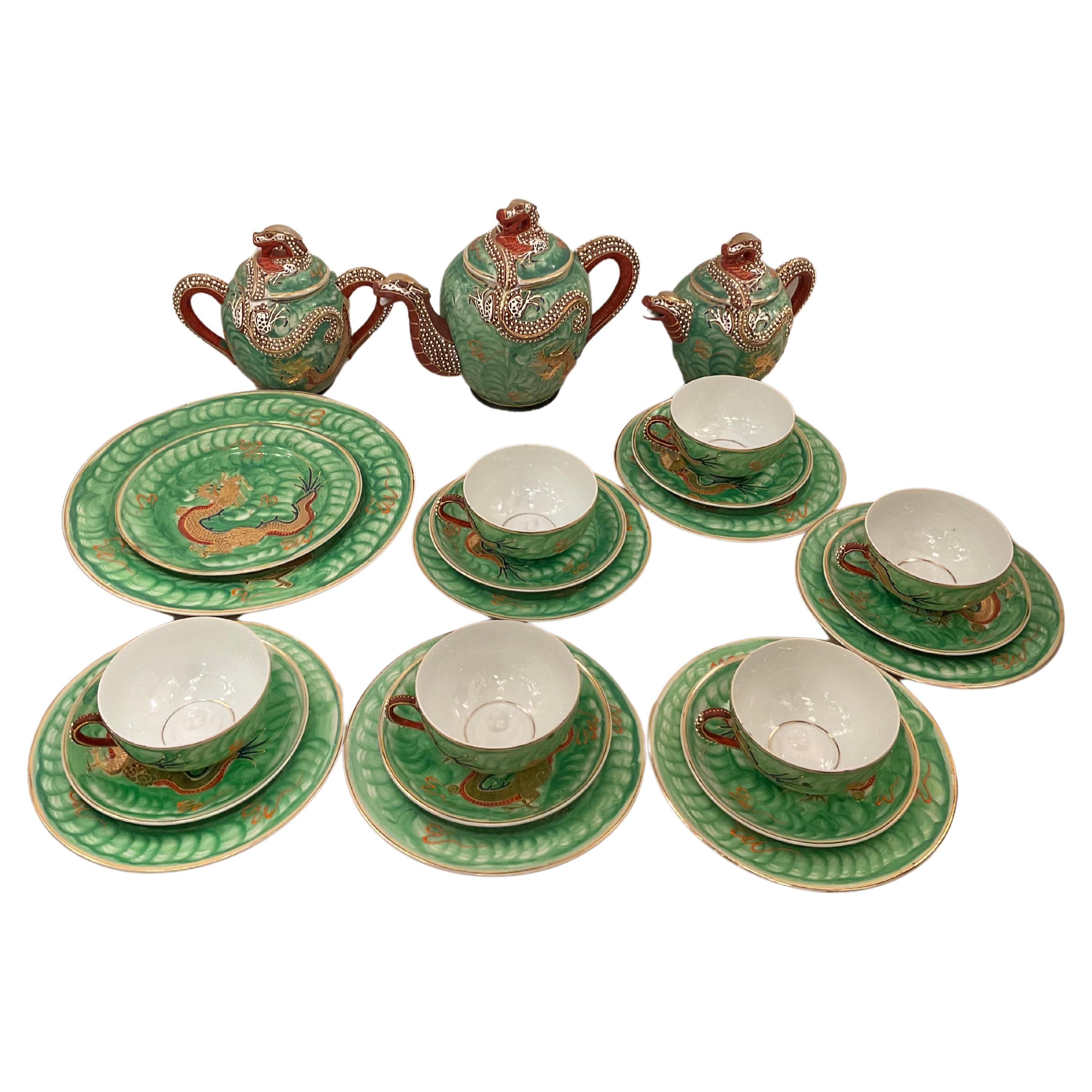 Porcelaine japonaise, service à thé Satsuma, 23 Pieces