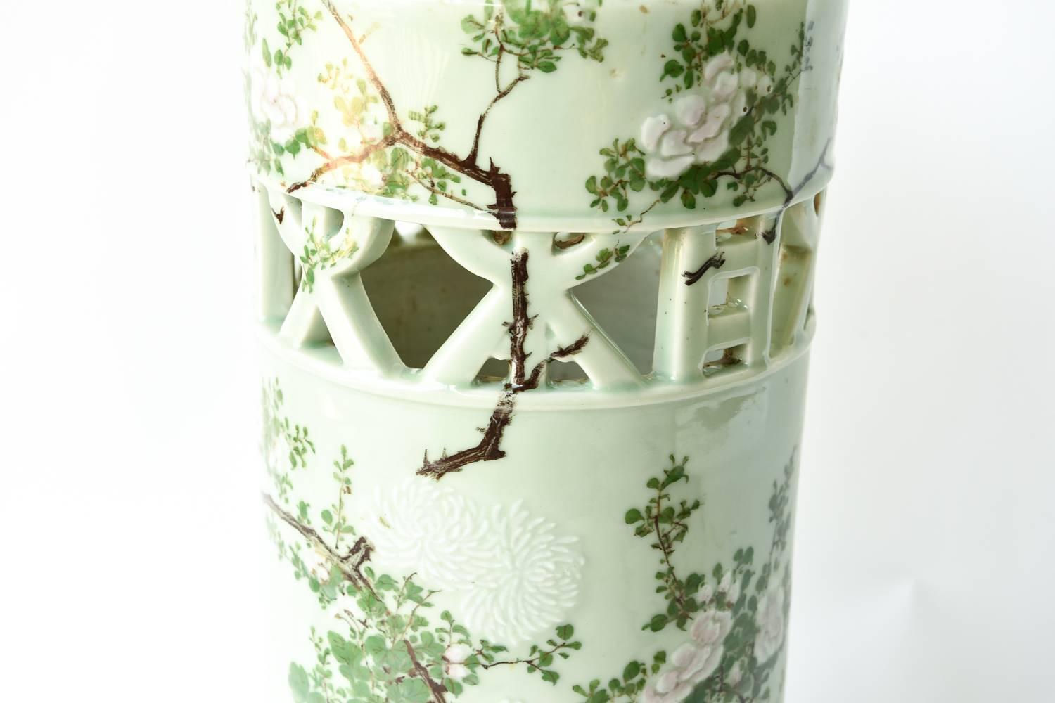 Porte-parapluies japonais en porcelaine Bon état à Norwalk, CT