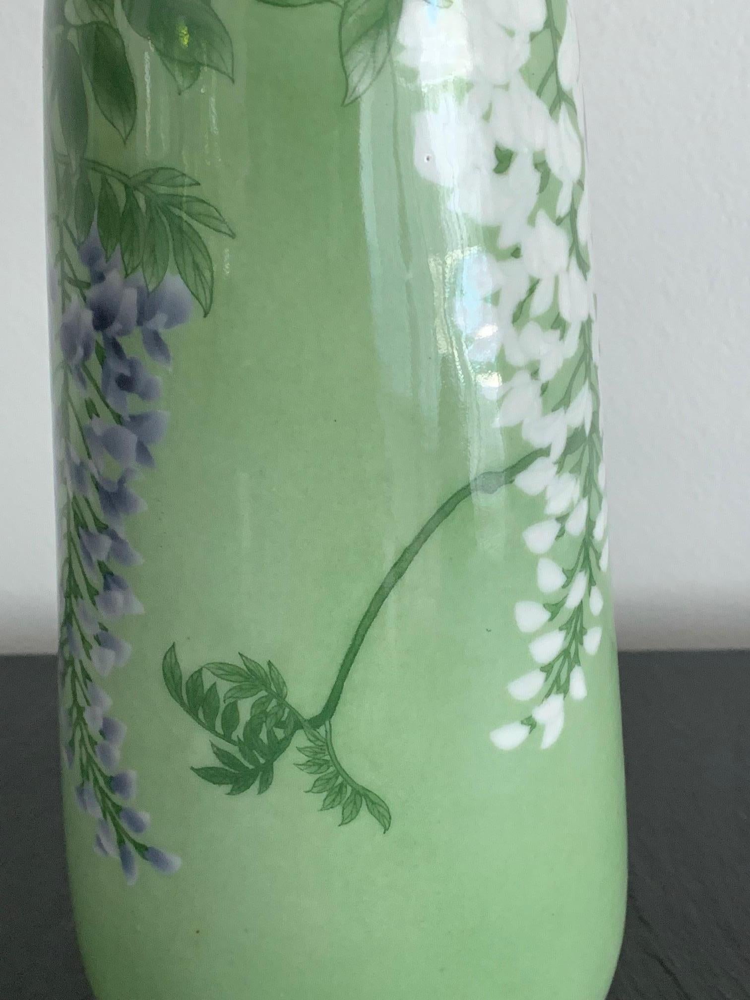 Japanese Porcelain Vase by Makuzu Kozan Meiji Era 4