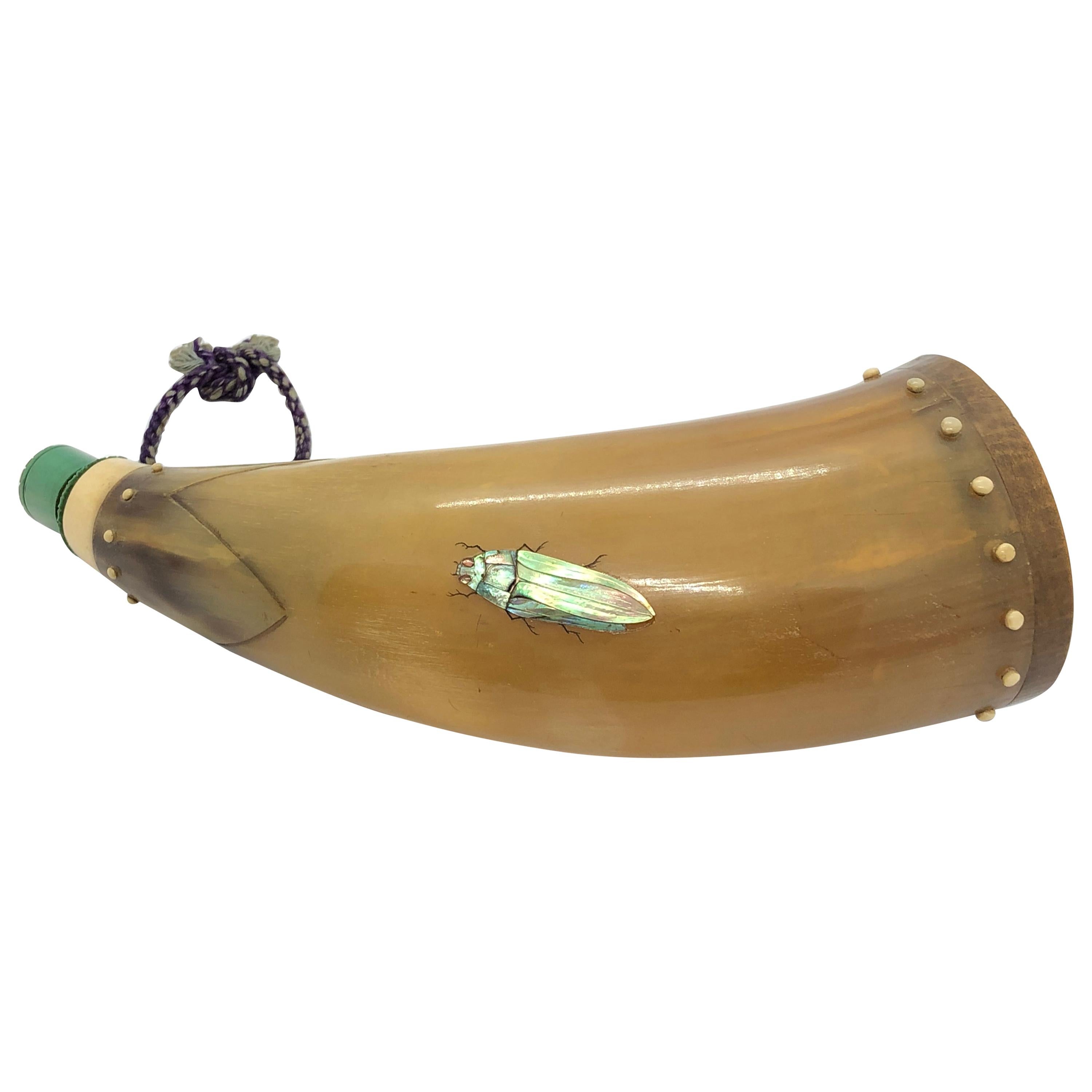 Japanese Powder Horn with Inlay in Mother of Pearl, 19th Century For Sale