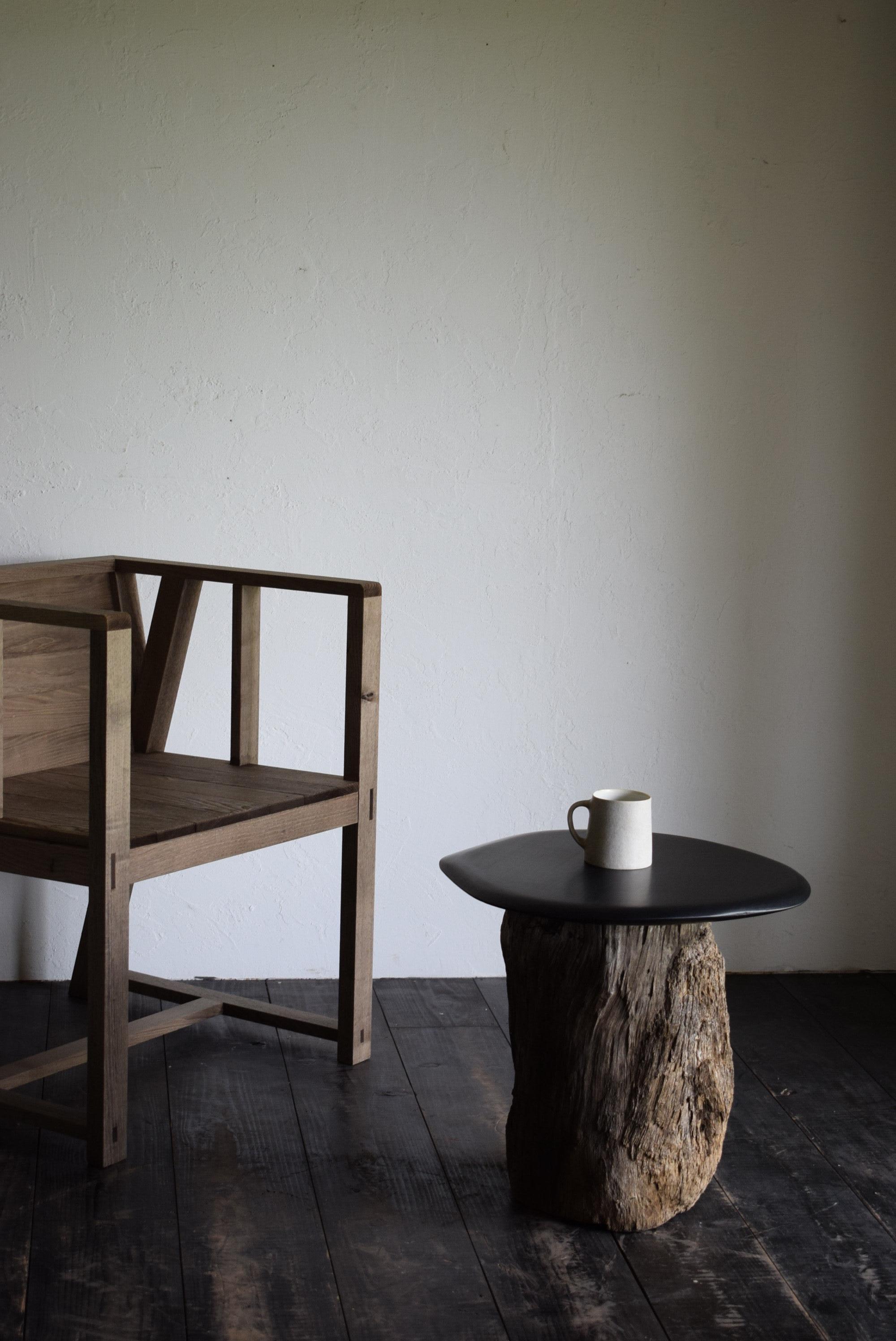 Japanese primitive coffee table / wabi-sabi side table / Flower stand / stool In New Condition In Sammu-shi, Chiba