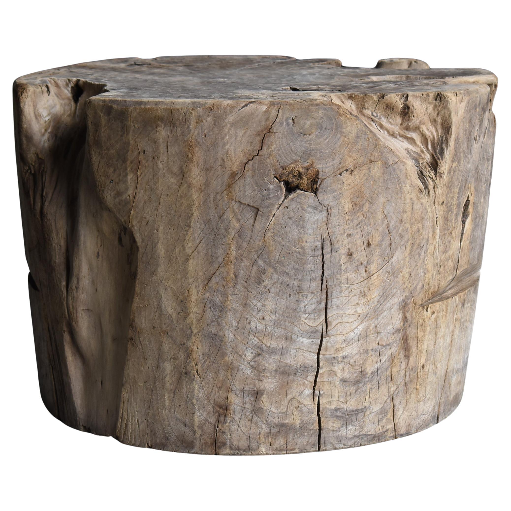 Großer japanischer primitiver Couchtisch 1860er-1900er Jahre / Beistelltisch Wabi Sabi, japanisch