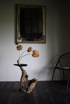 Japanese primitive stand / wabi-sabi stand / Flower stand