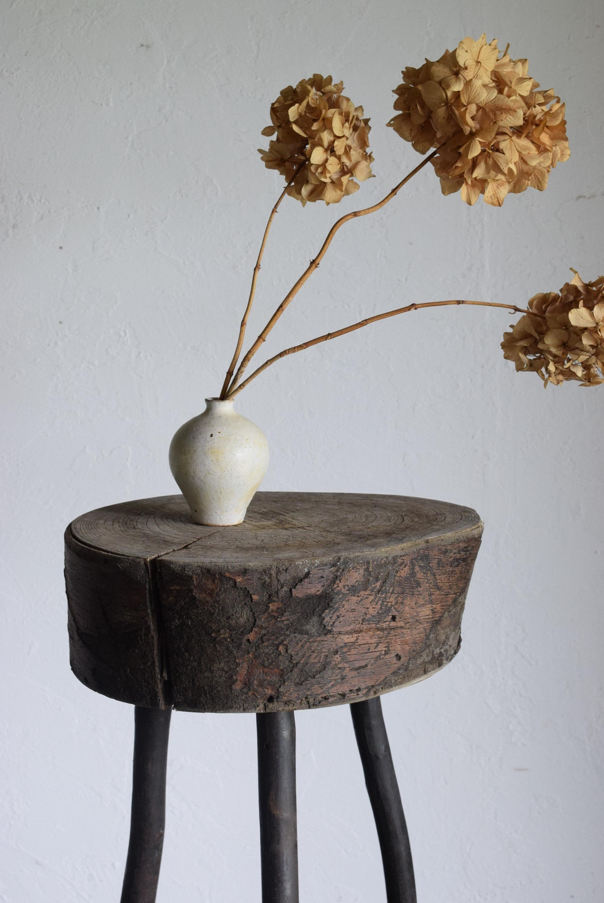 Japanese primitive stand / wabi-sabi stand / Flower stand In Good Condition For Sale In Sammu-shi, Chiba