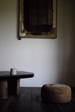 Taburete primitivo japonés / Taburete wabi-sabi / Florero