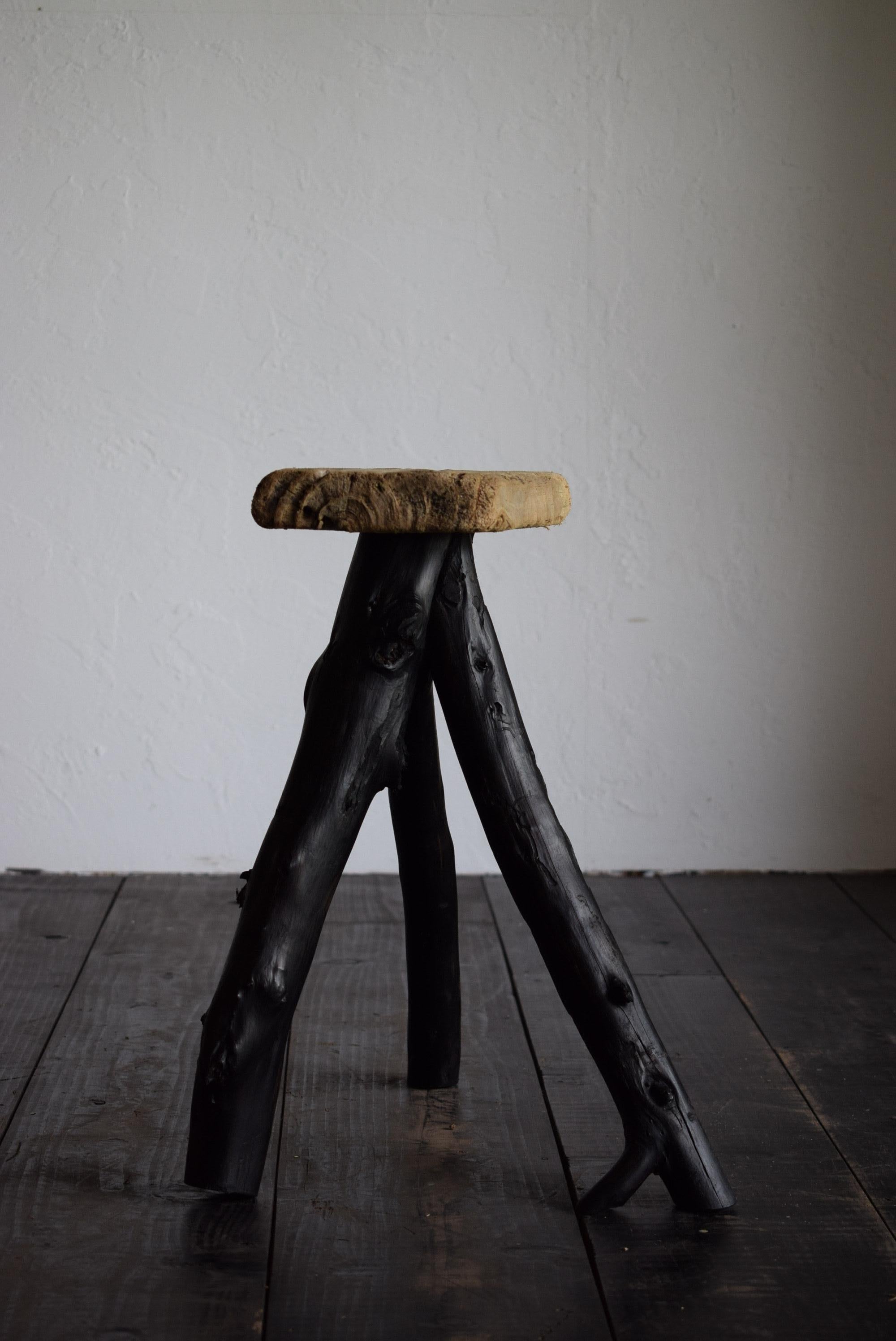 Japanese primitive stool / wabi-sabi stool / Flower stand 2