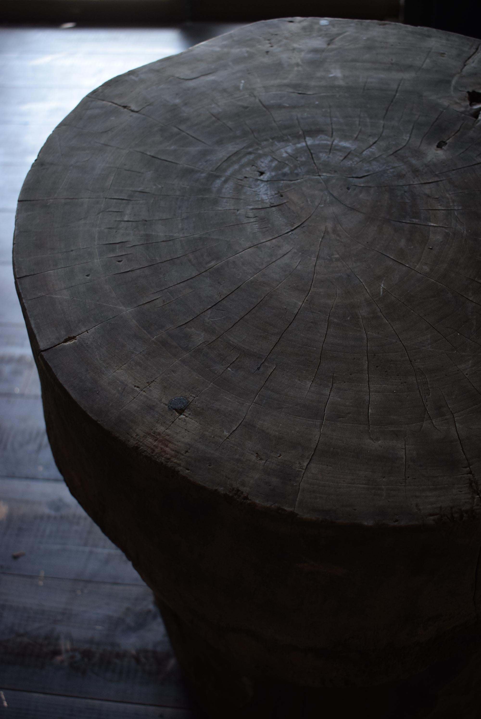 Japanese Primitive Table / Block of Wood / Table Wabisabi 2