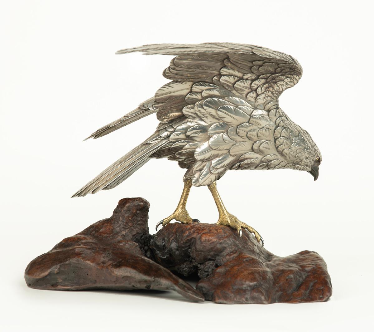 19th Century Japanese Pure Silver Hawk Okimono – Musashiya Company (Ozeki) For Sale