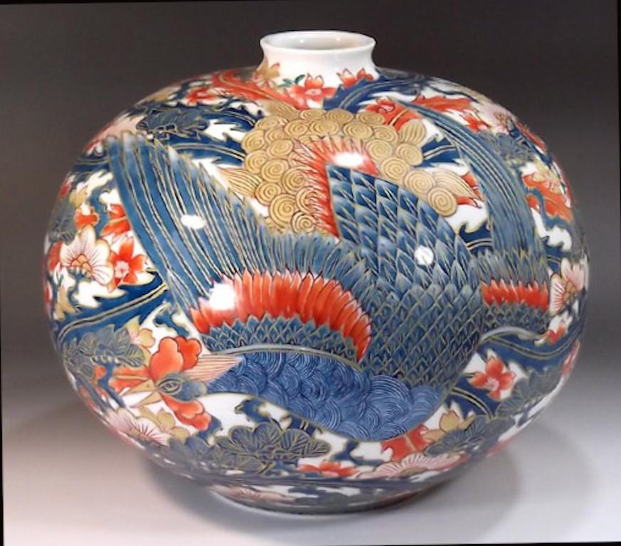 Japanische japanische Porzellanvase von zeitgenössischem Meisterkünstler in Violett, Blau und Grün (21. Jahrhundert und zeitgenössisch) im Angebot