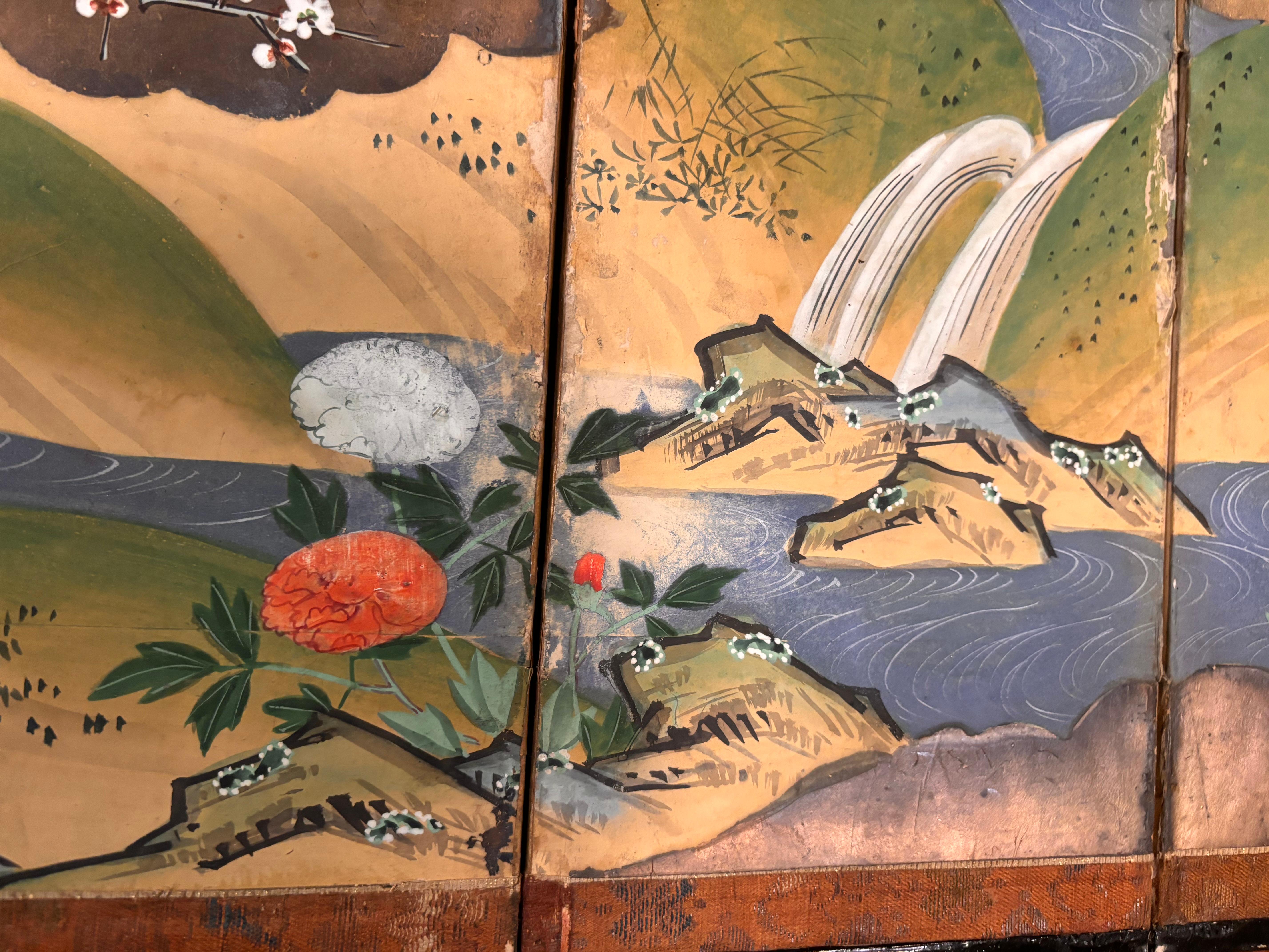 Japanese Rare Antique Pair Hand Painted Birds And Blue Waters Wedding screens For Sale 9