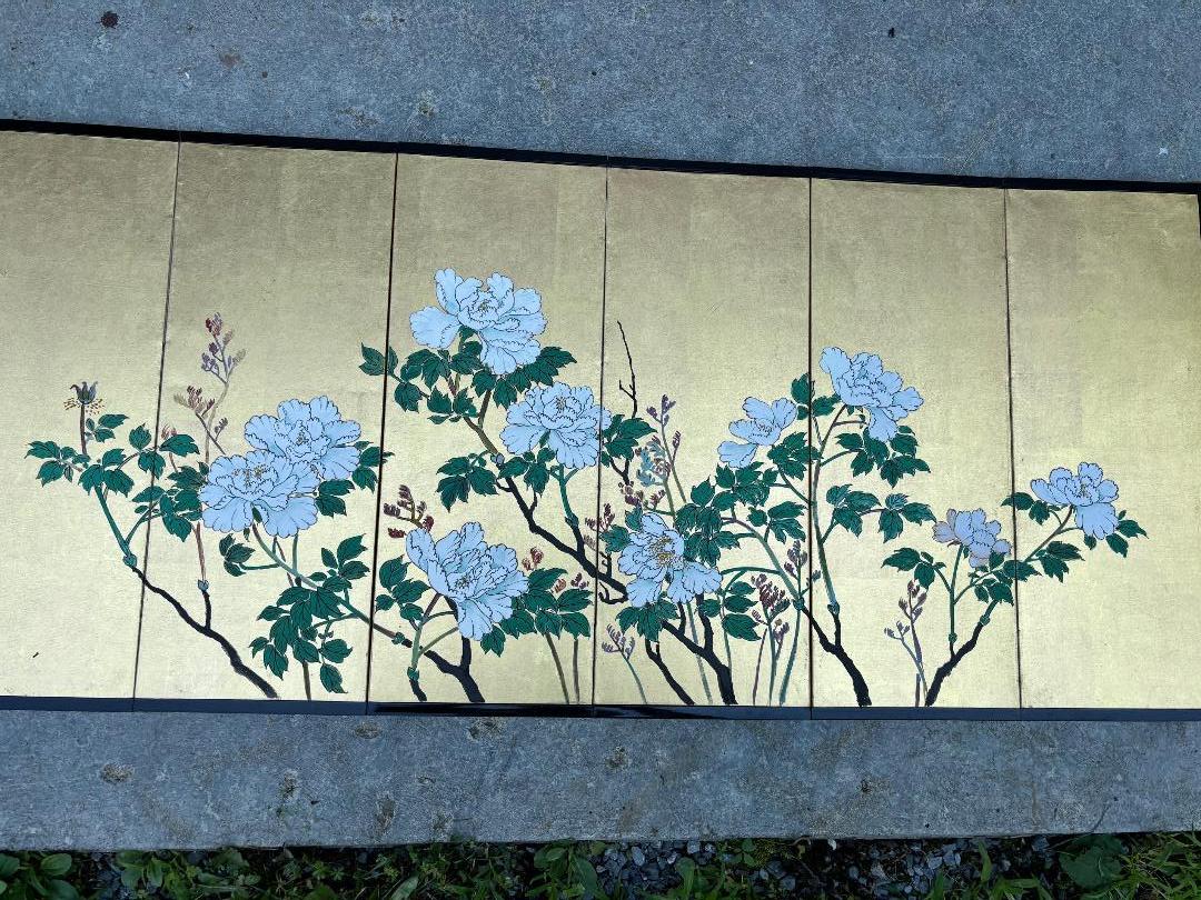 Japanese Rare Antique Pair Hand Painted Flower Wedding screens In Original Box In Good Condition In South Burlington, VT