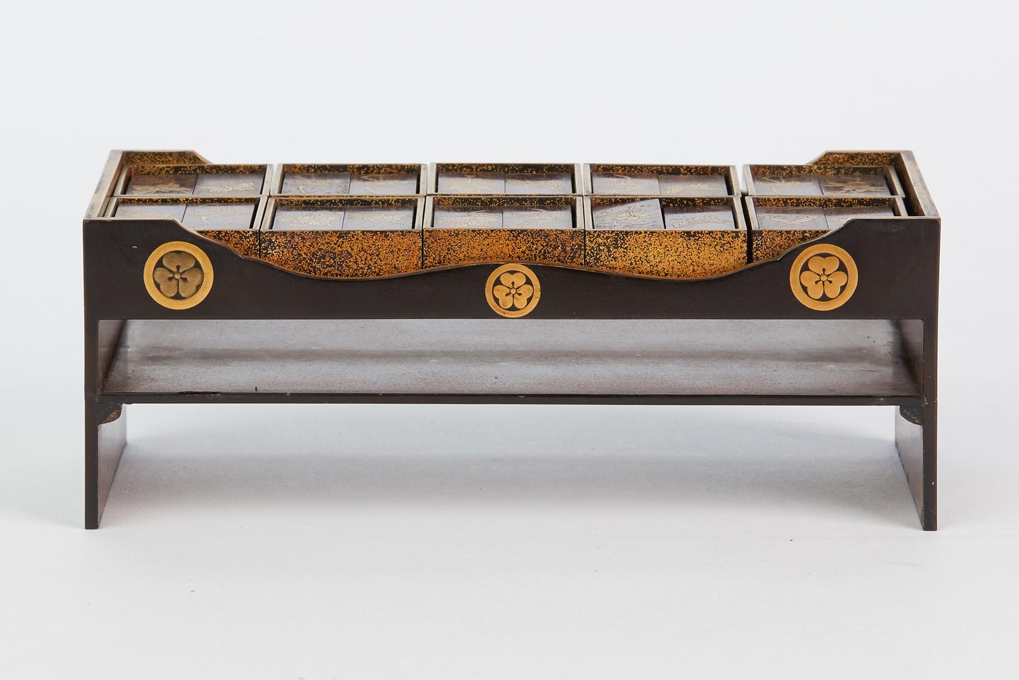 Japanese Rare Lacquered Wood Sensory Game, 19th Century 9