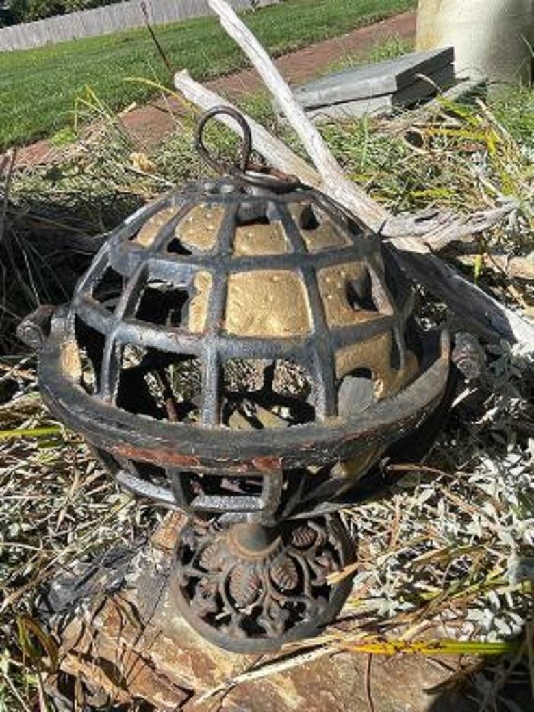Lanterne japonaise rare et ancienne Five Continents Globe Lighting Lights Bon état - En vente à South Burlington, VT