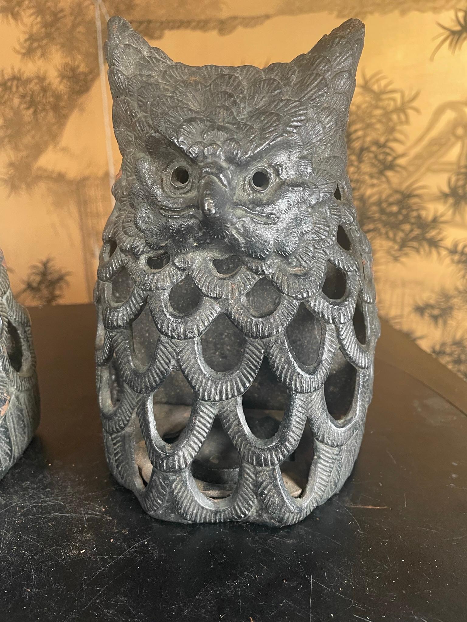 Japanese Rare Old Pair Hand Cast Owl Wall Sconce Lanterns In Good Condition In South Burlington, VT