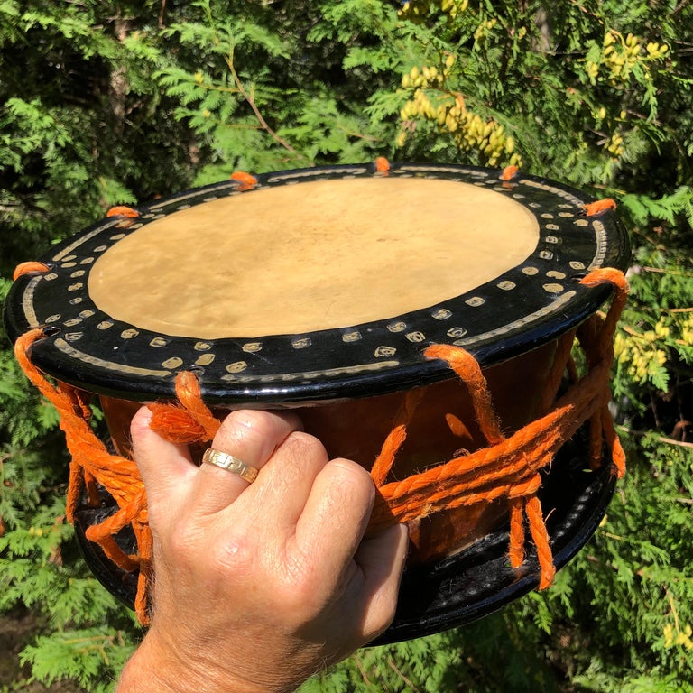 Japanese Rare Pair of Gong Drums, Rich Red and Black Lacquer
