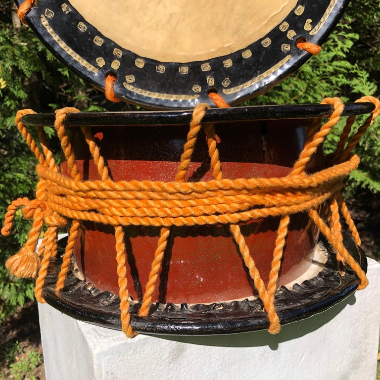 Japanese Rare Pair of Gong Drums, Rich Red and Black Lacquer