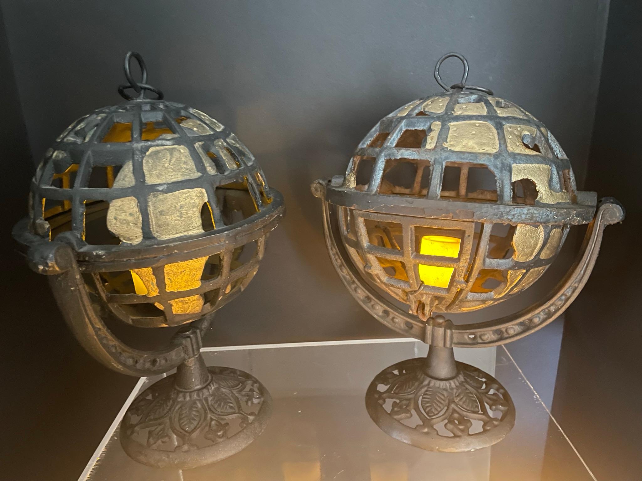 Japanese Rare Pair Old World Globe Lighting Lanterns In Good Condition For Sale In South Burlington, VT