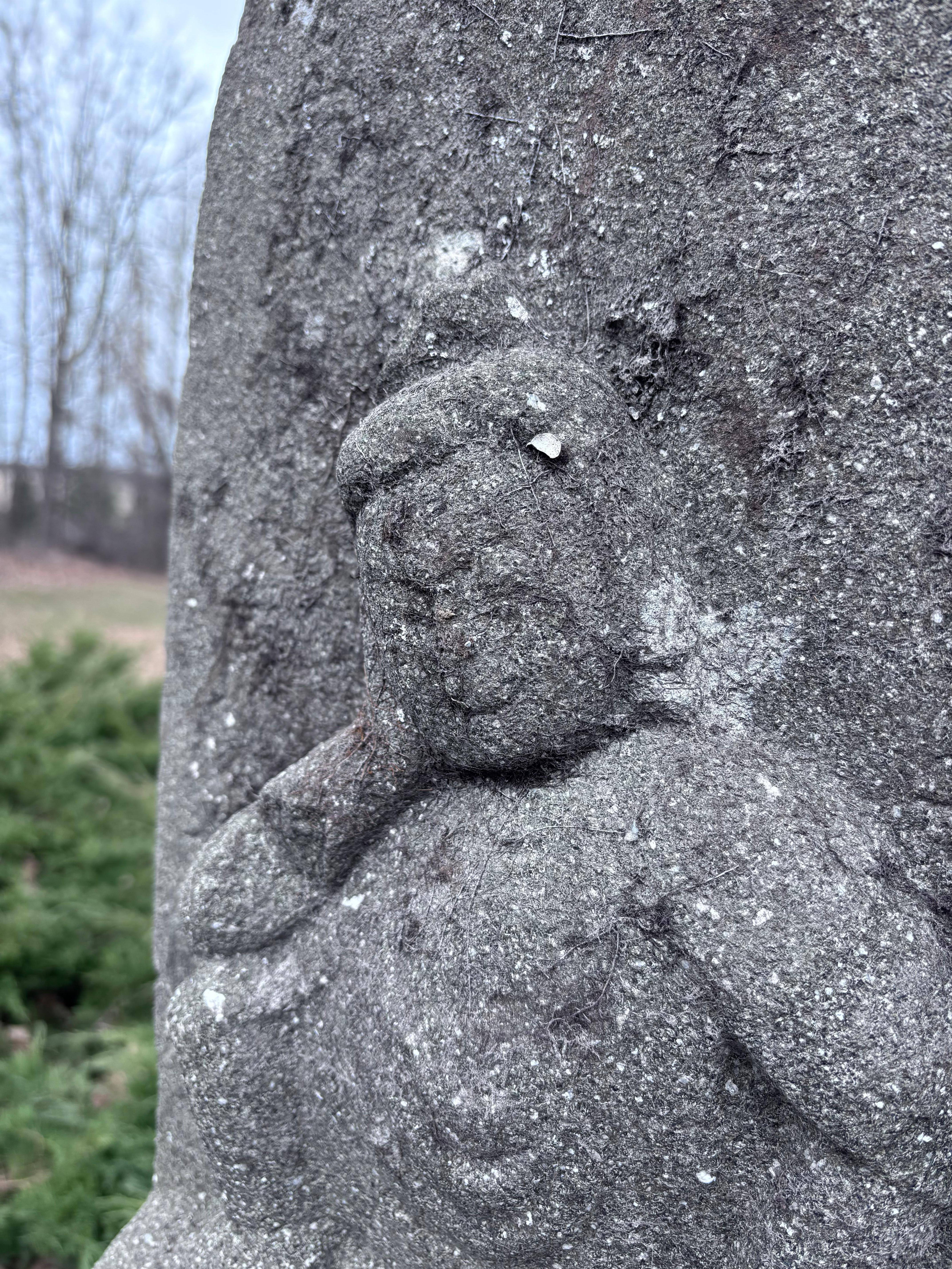 Japonés grande  Antiguo Jardín de Piedra Kanon Guan Yin en Ease Real S. XIX, firmado en venta 5