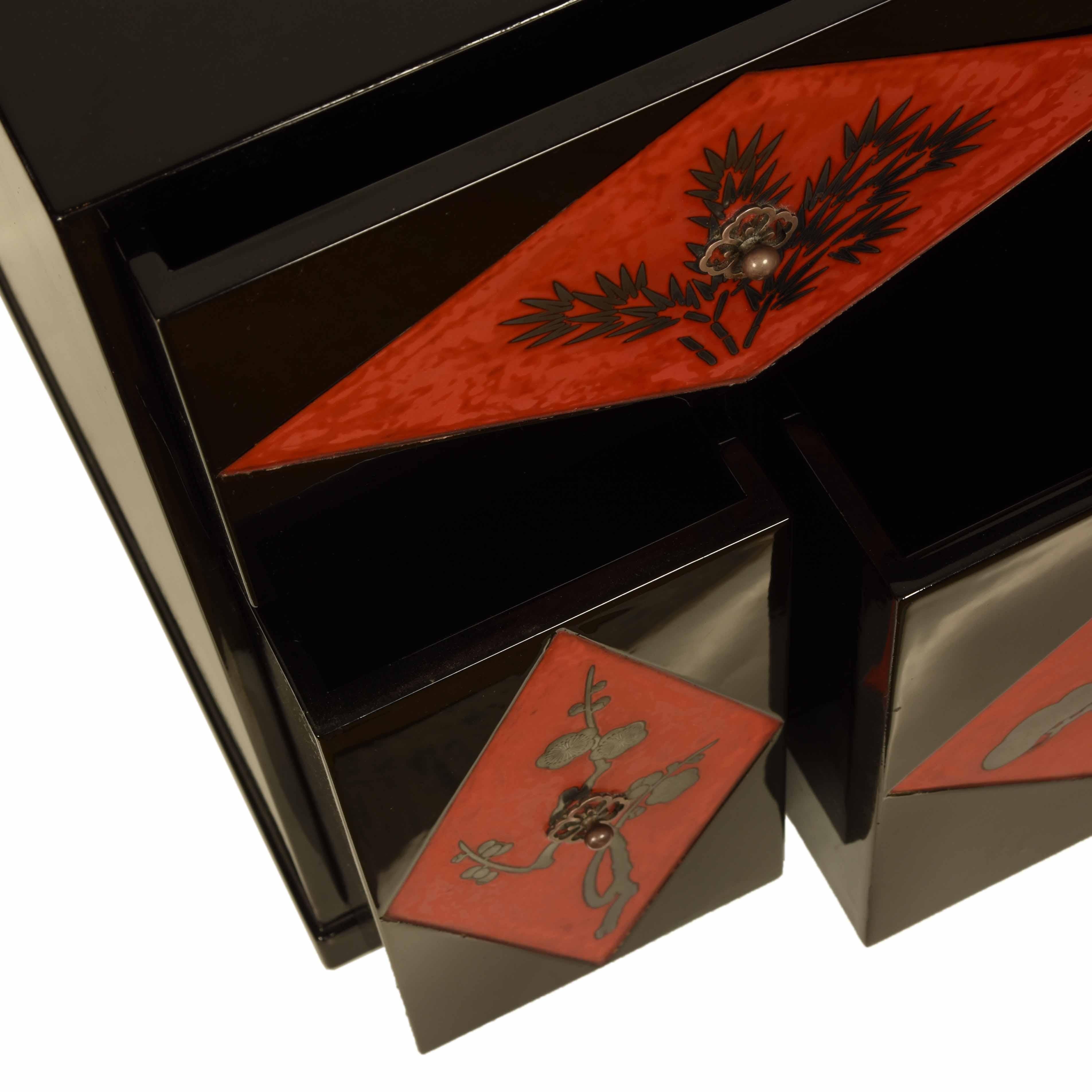 Gilt Japanese Red and Black Lacquer Chest with Silver Maki E Design, Taisho Period For Sale