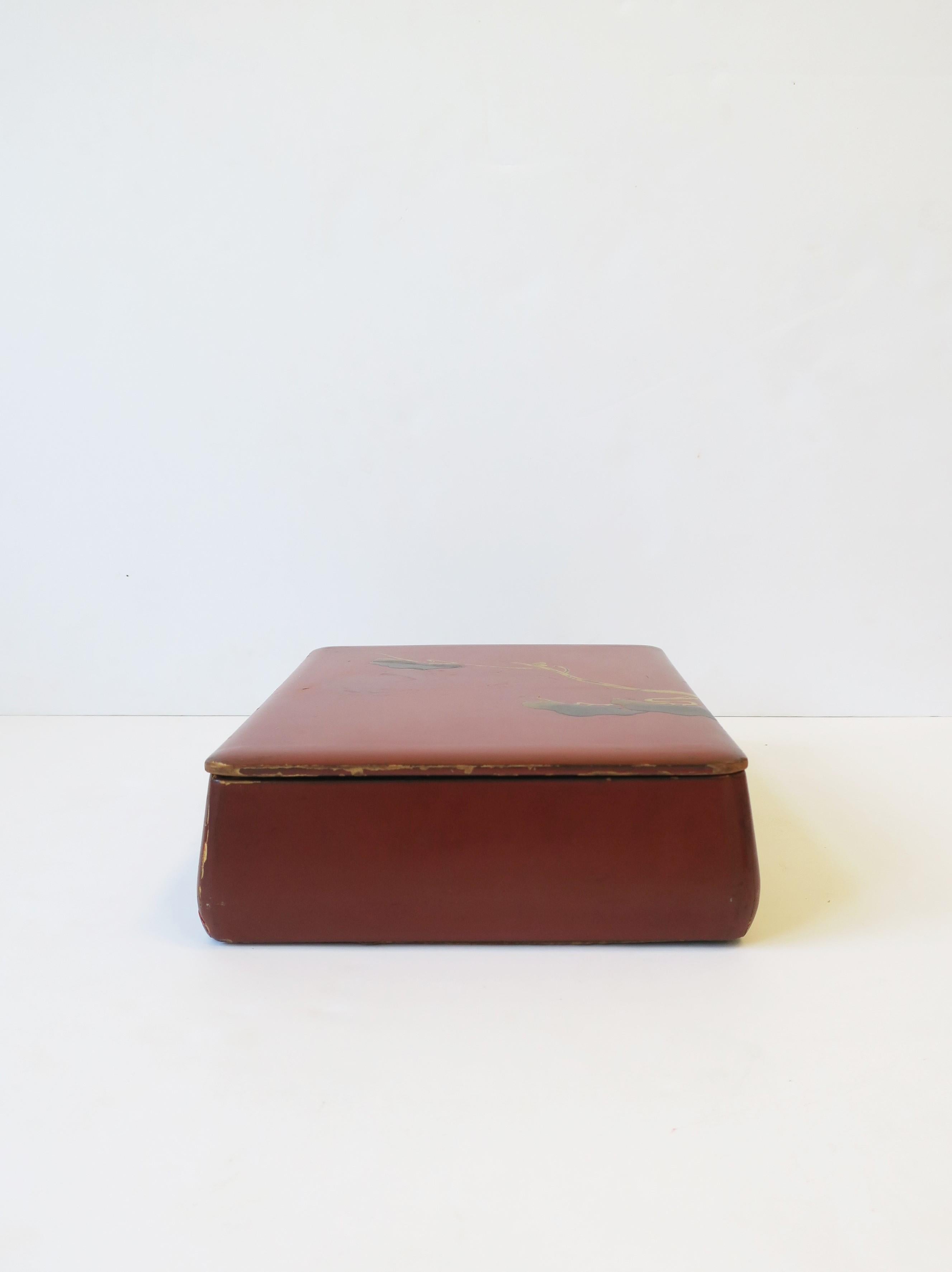 Japanese Lacquer Box For Sale 2