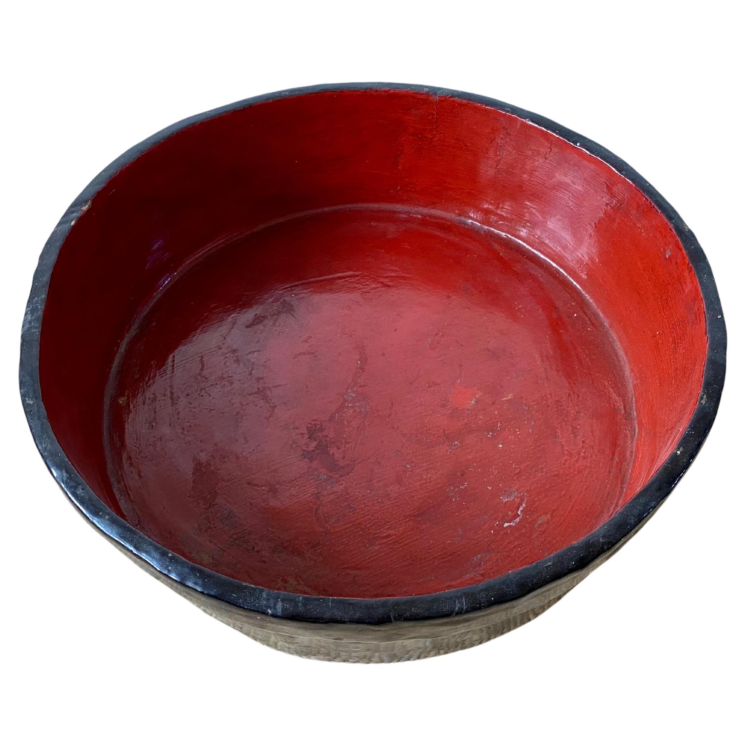 Large Japanese Red & Black Lacquer Wooden Bowl, Early 20th Century For Sale
