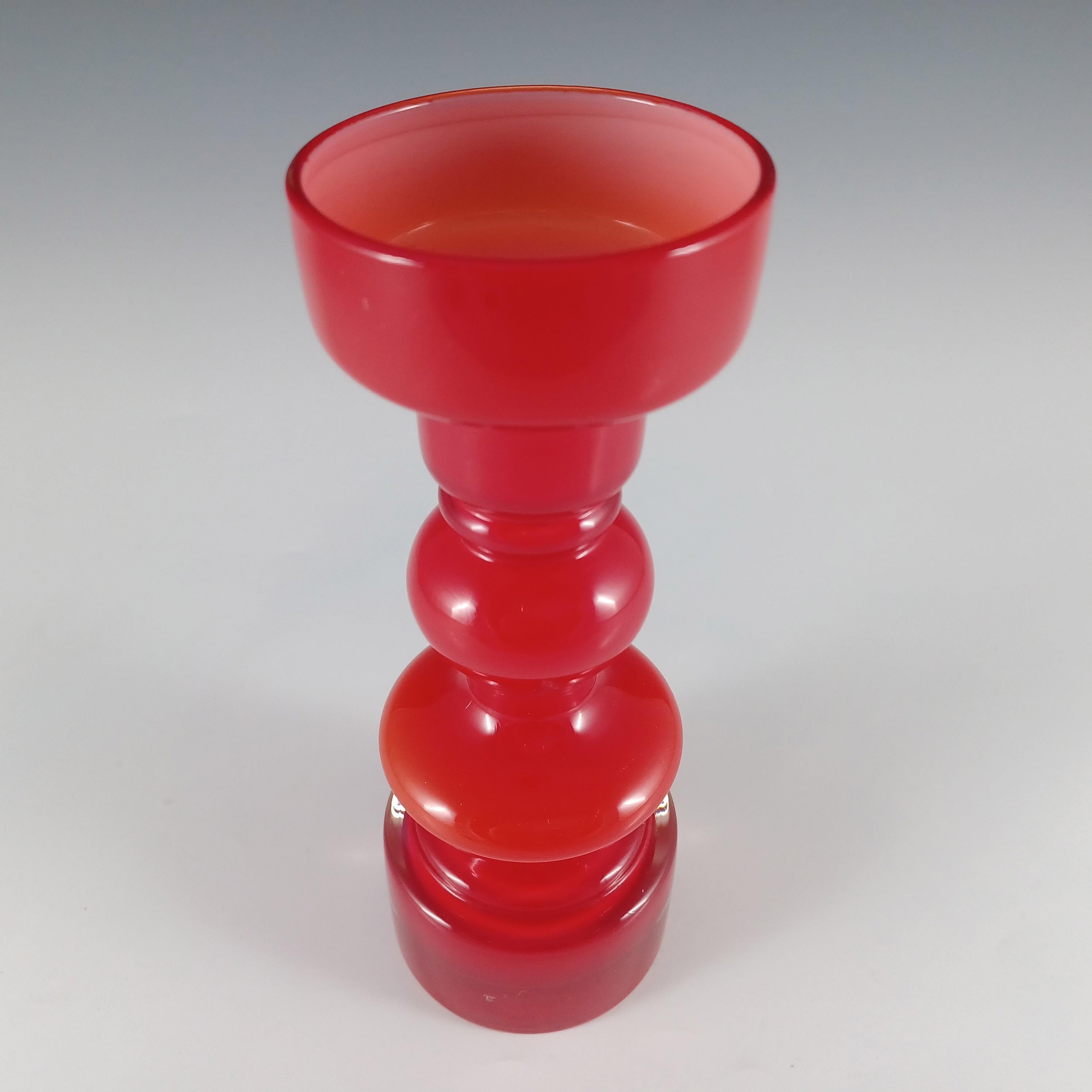Jarrón japonés de cristal rojo con aro - Estilo sueco Japonés en venta