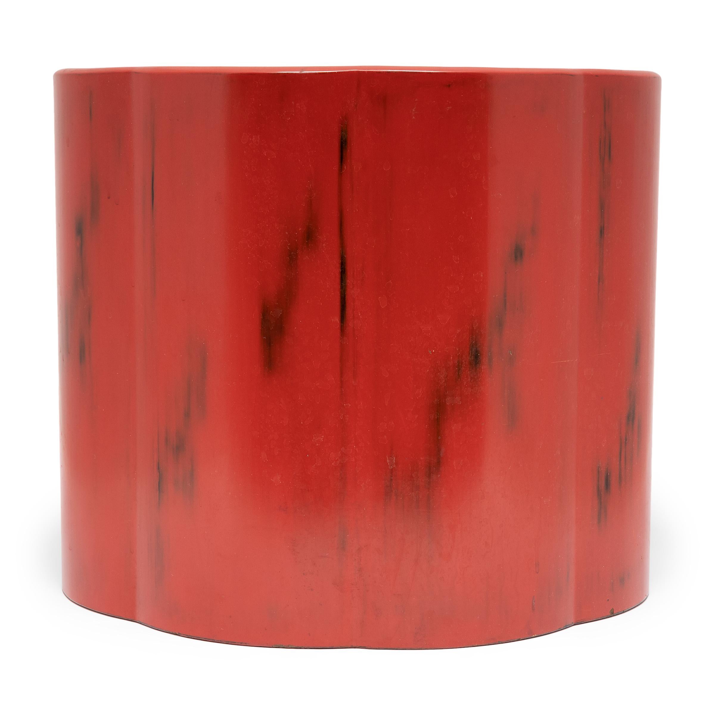 20th Century Japanese Red Lacquer Hibachi, c. 1900 For Sale