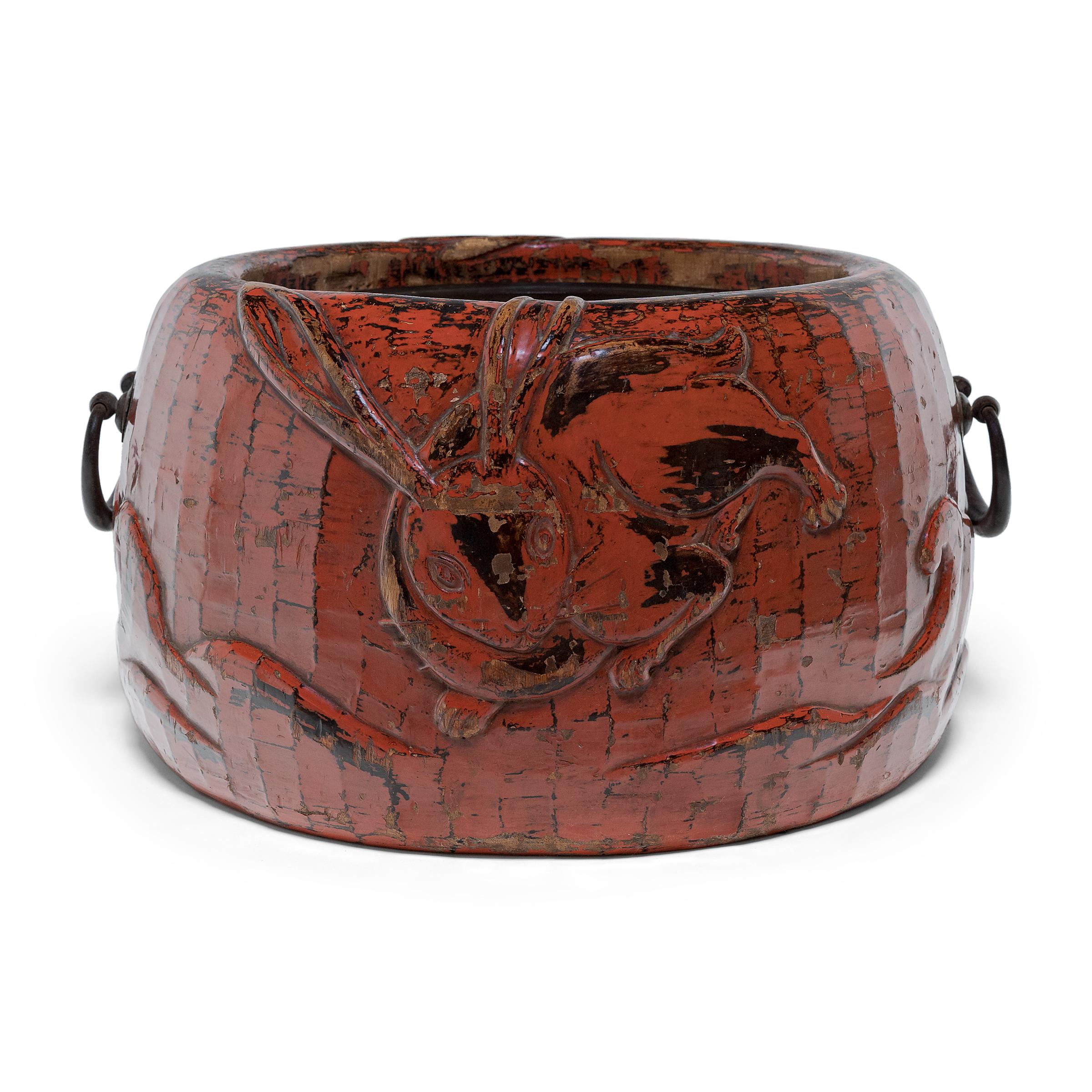 Hand-Carved Japanese Red Lacquer Negoro Hibachi with Rabbits, Edo Period, c. 1850 For Sale